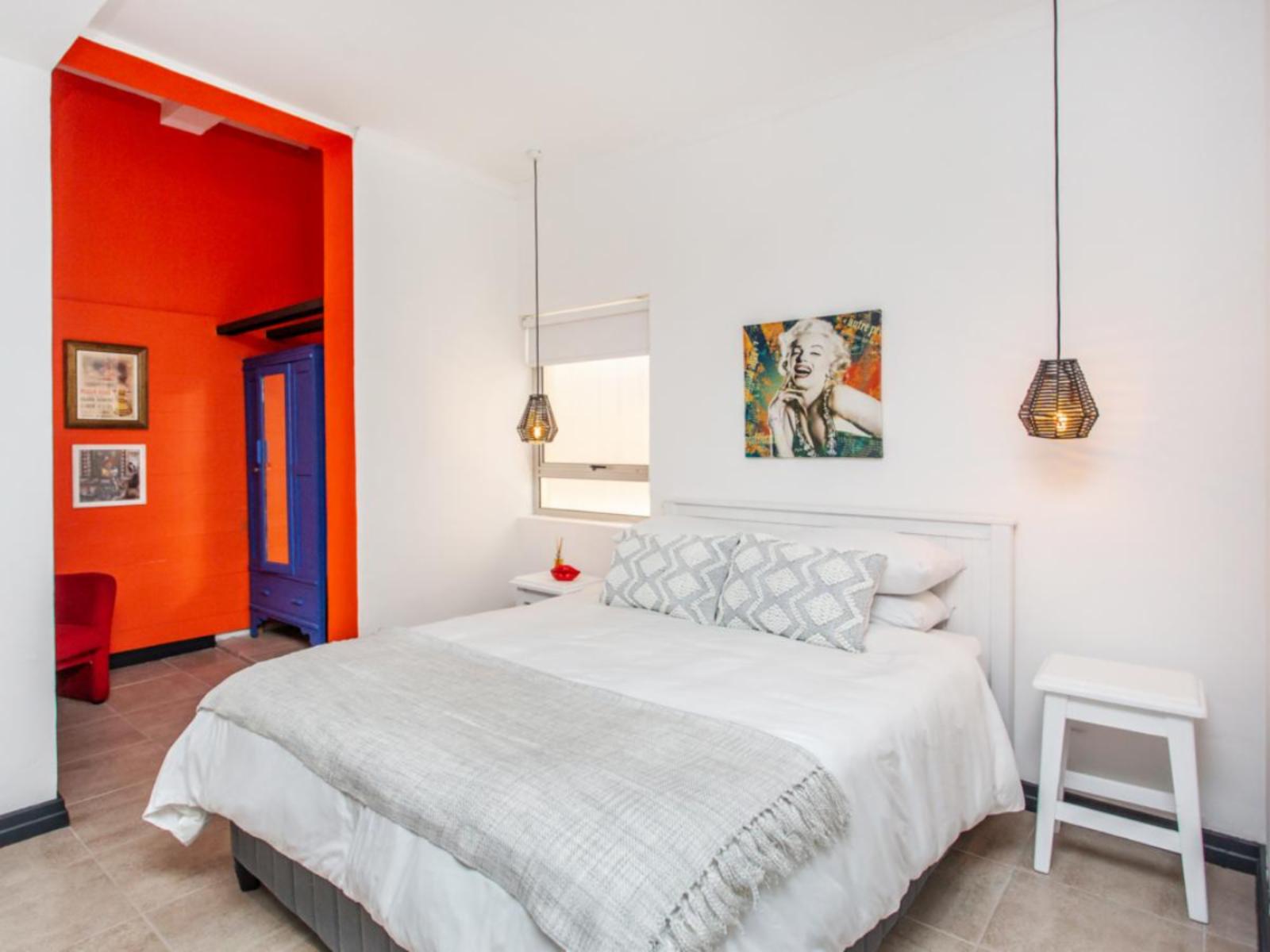 Room 4 — Bed