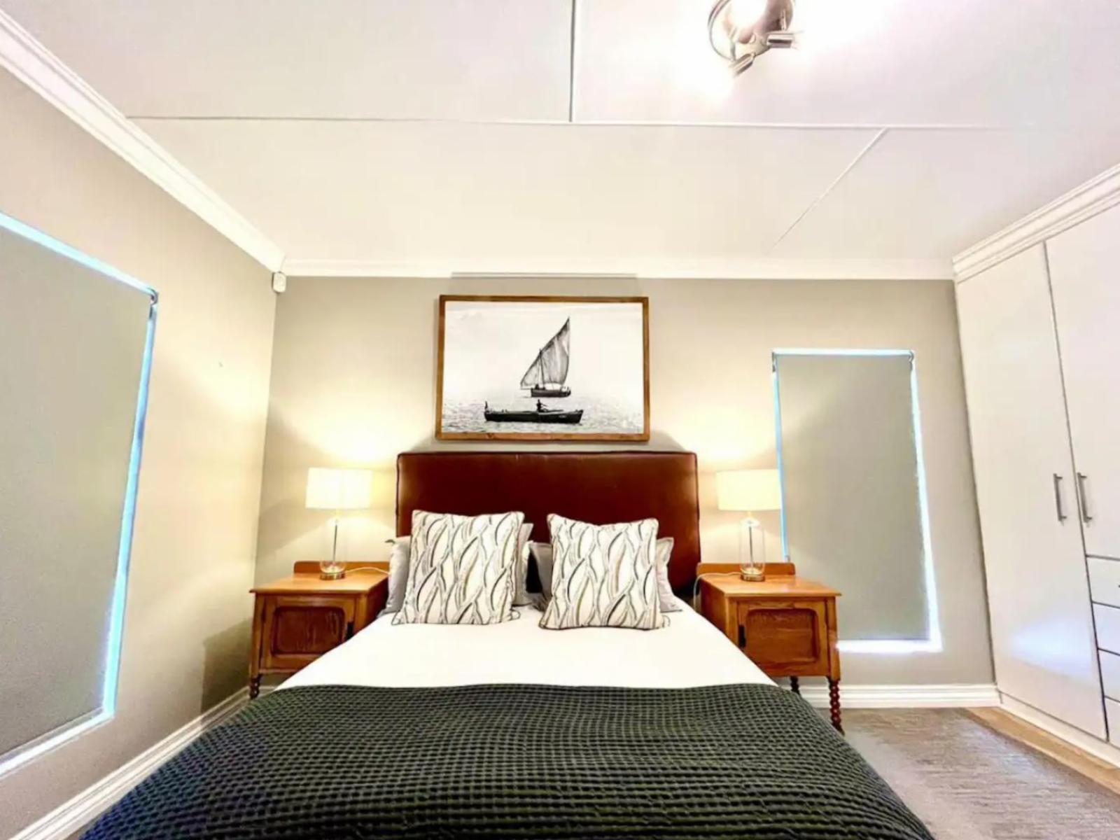 Room 1 — Photo of the whole room