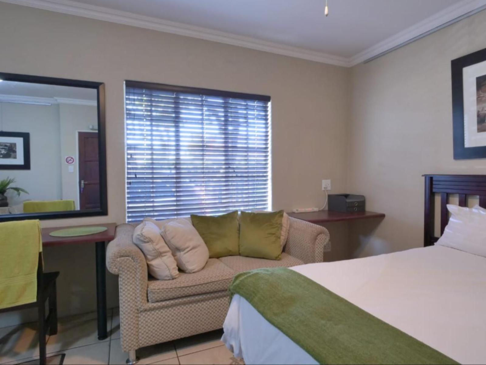 Room 2 — Seating area