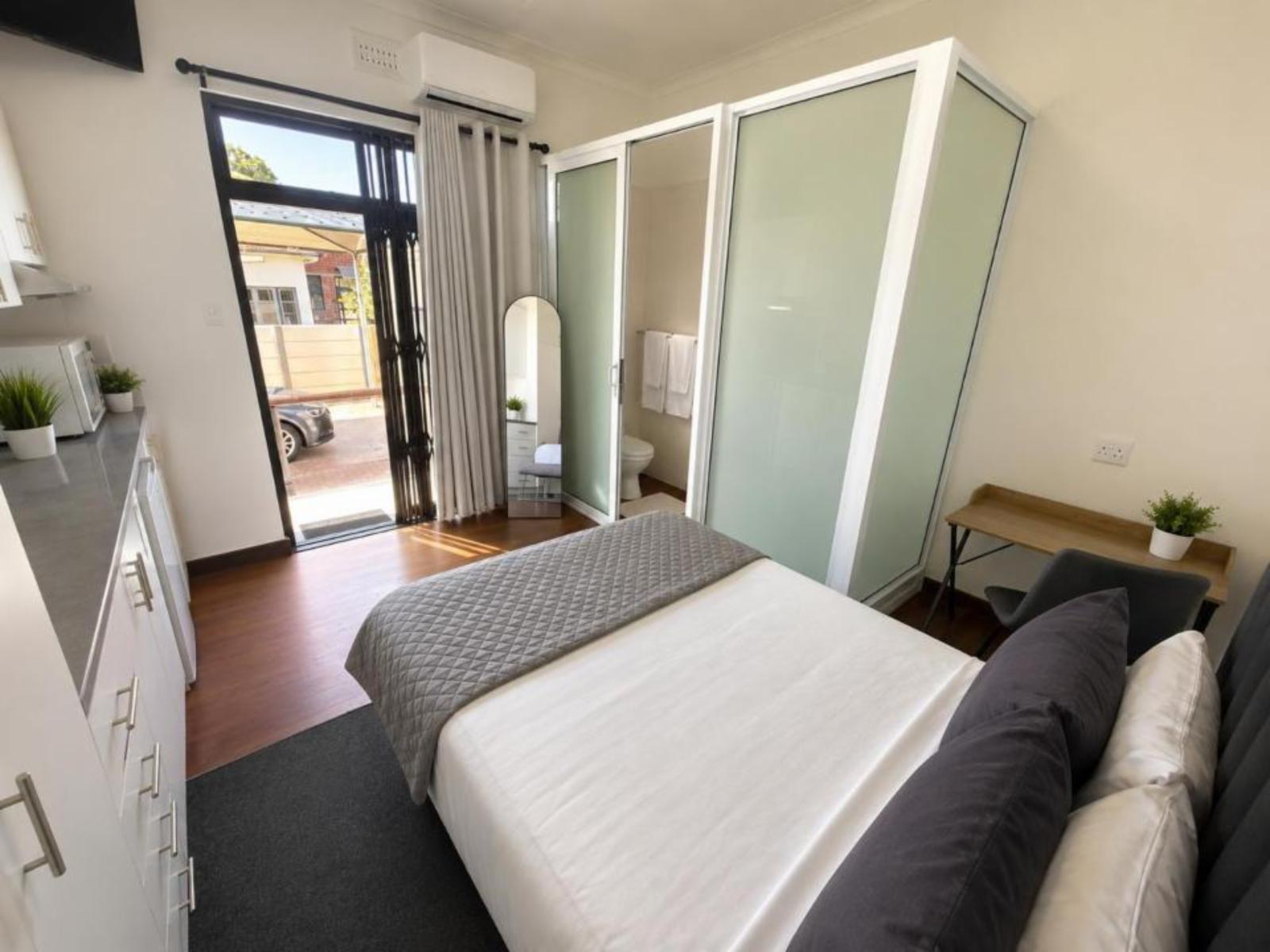 Room 13 — Photo of the whole room