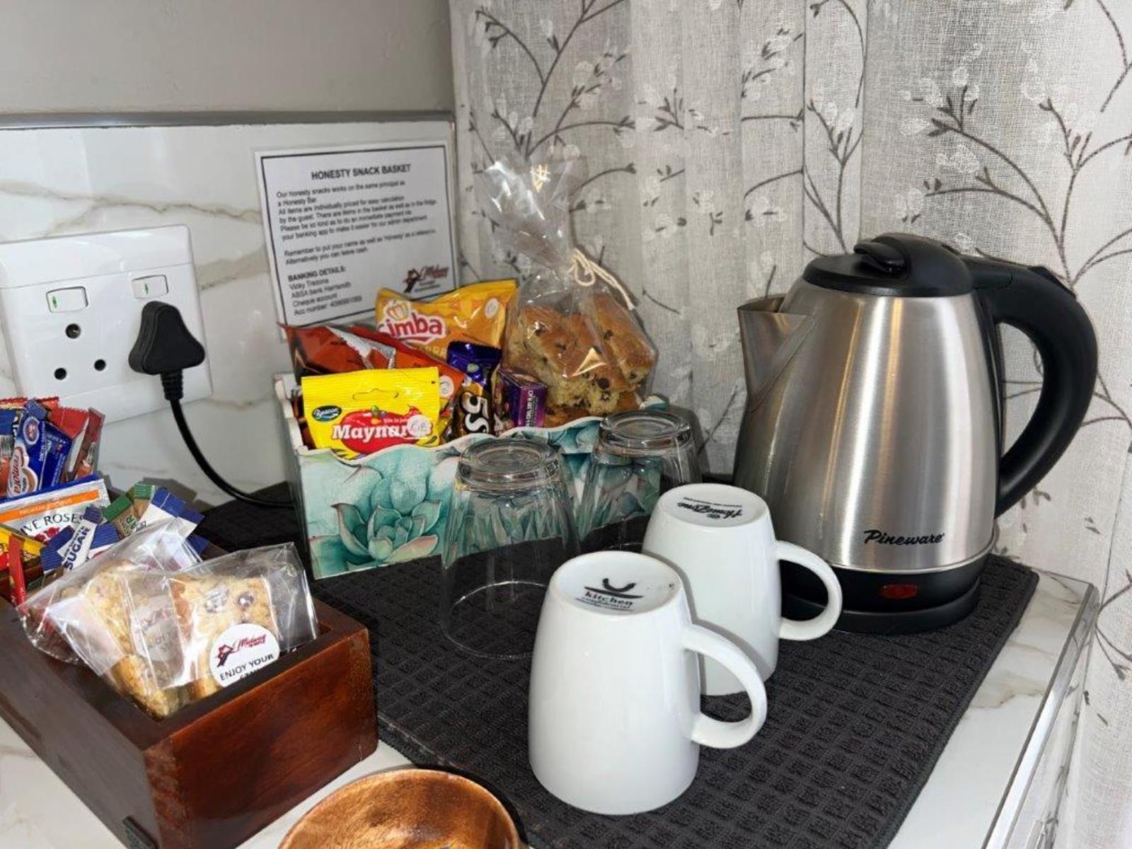 Room 1 — Coffee/tea facilities