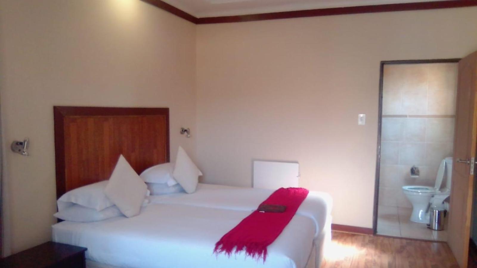 Room 1 — Photo of the whole room
