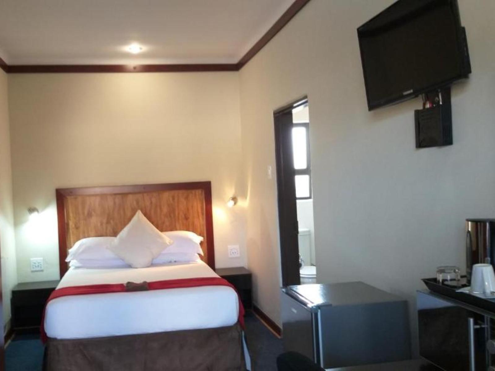 Room 2 — Photo of the whole room
