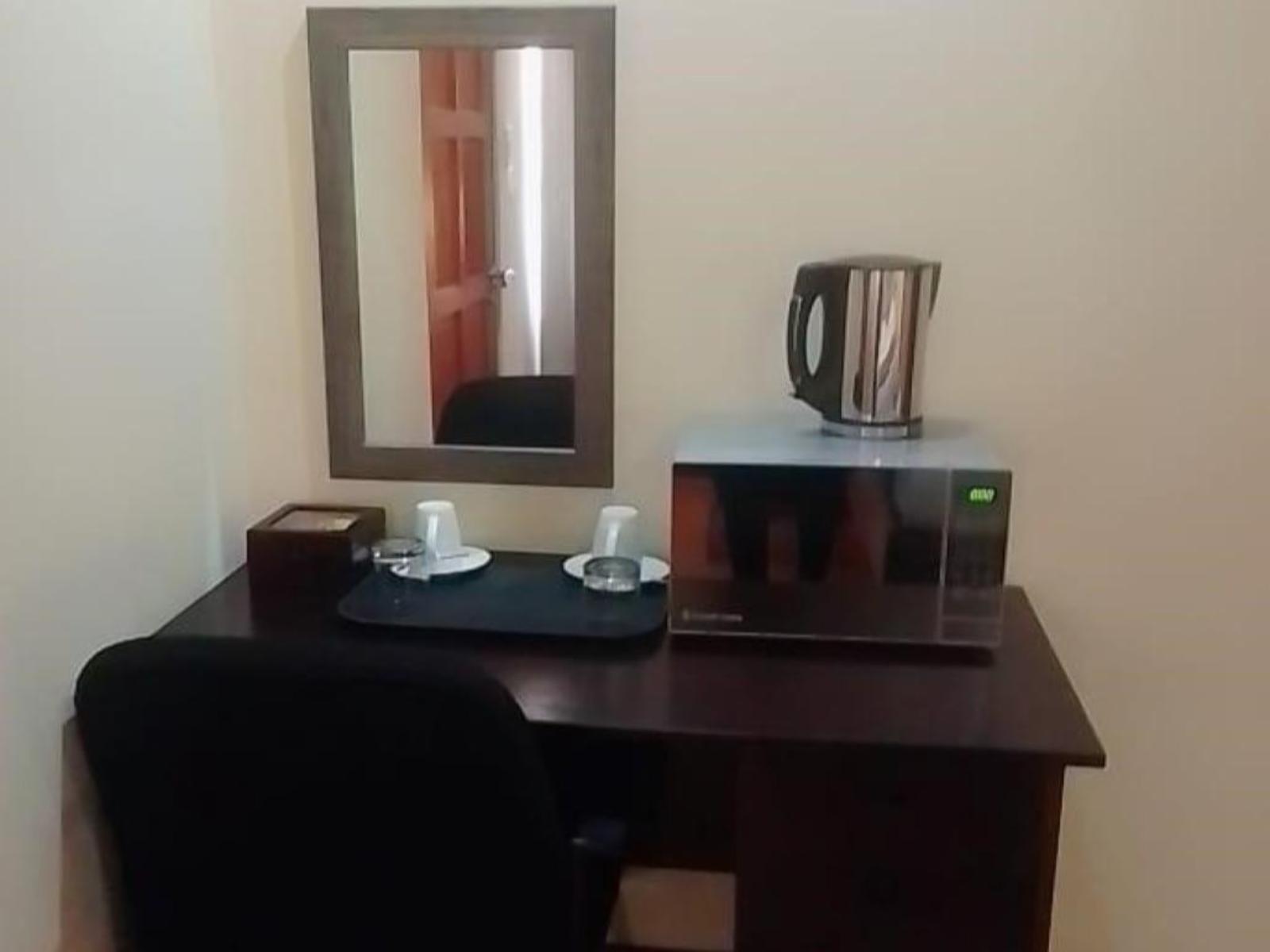 Room 2 — Coffee/tea facilities