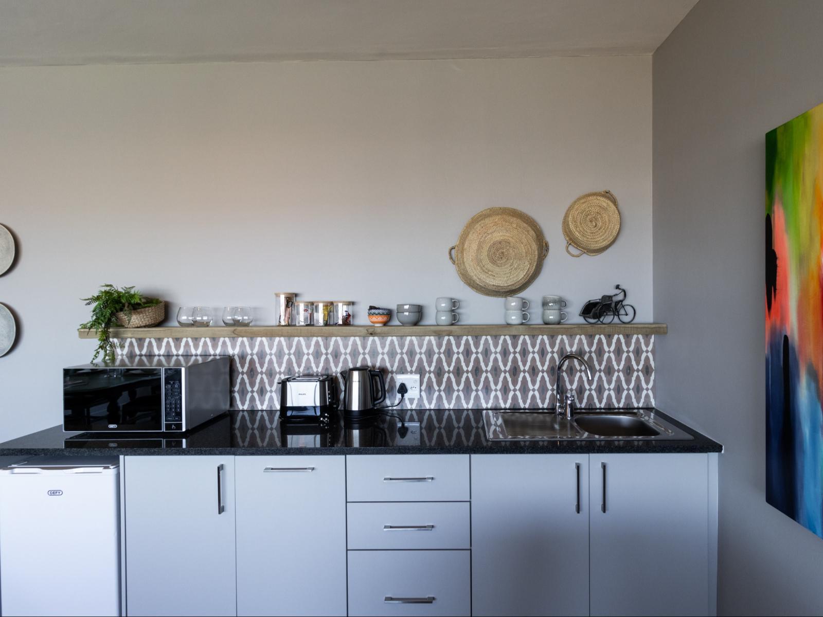 Room 1 — Kitchenette