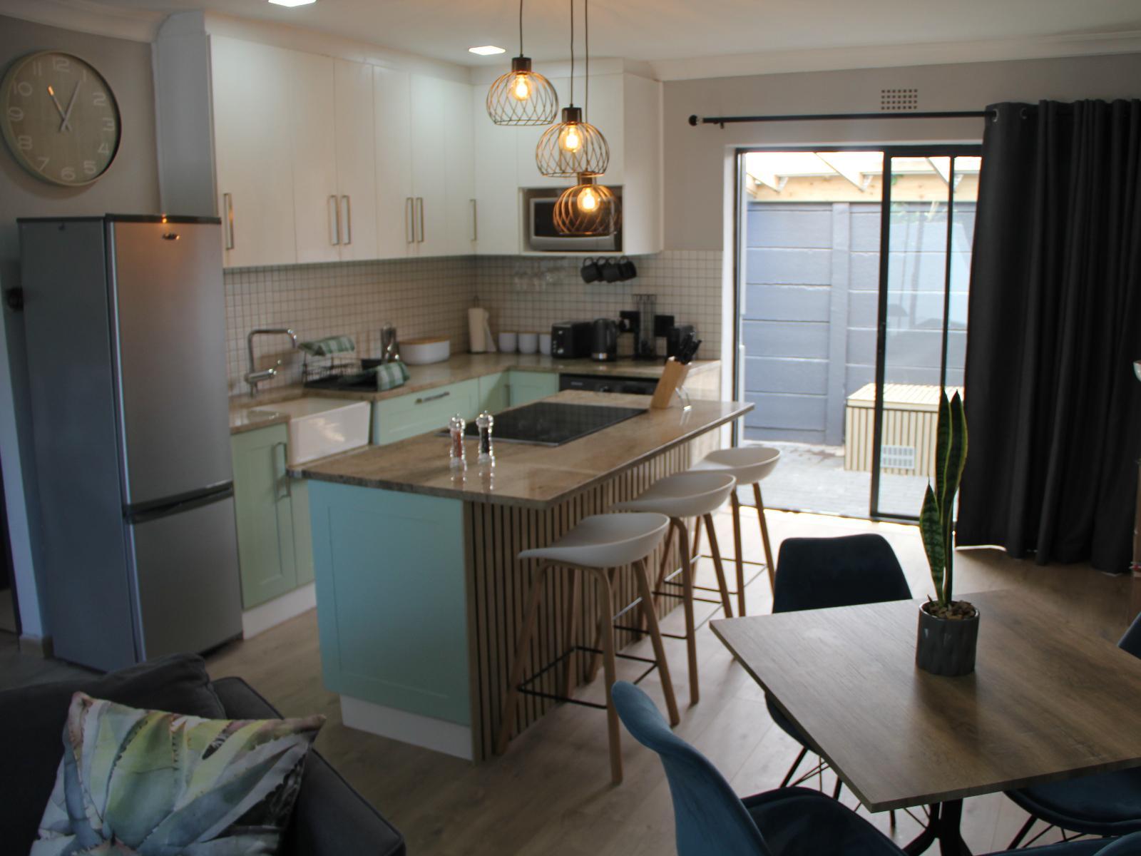 Room 1 — Kitchenette