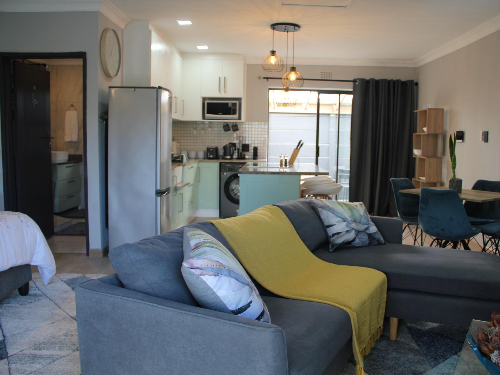 Room 1 — Kitchenette