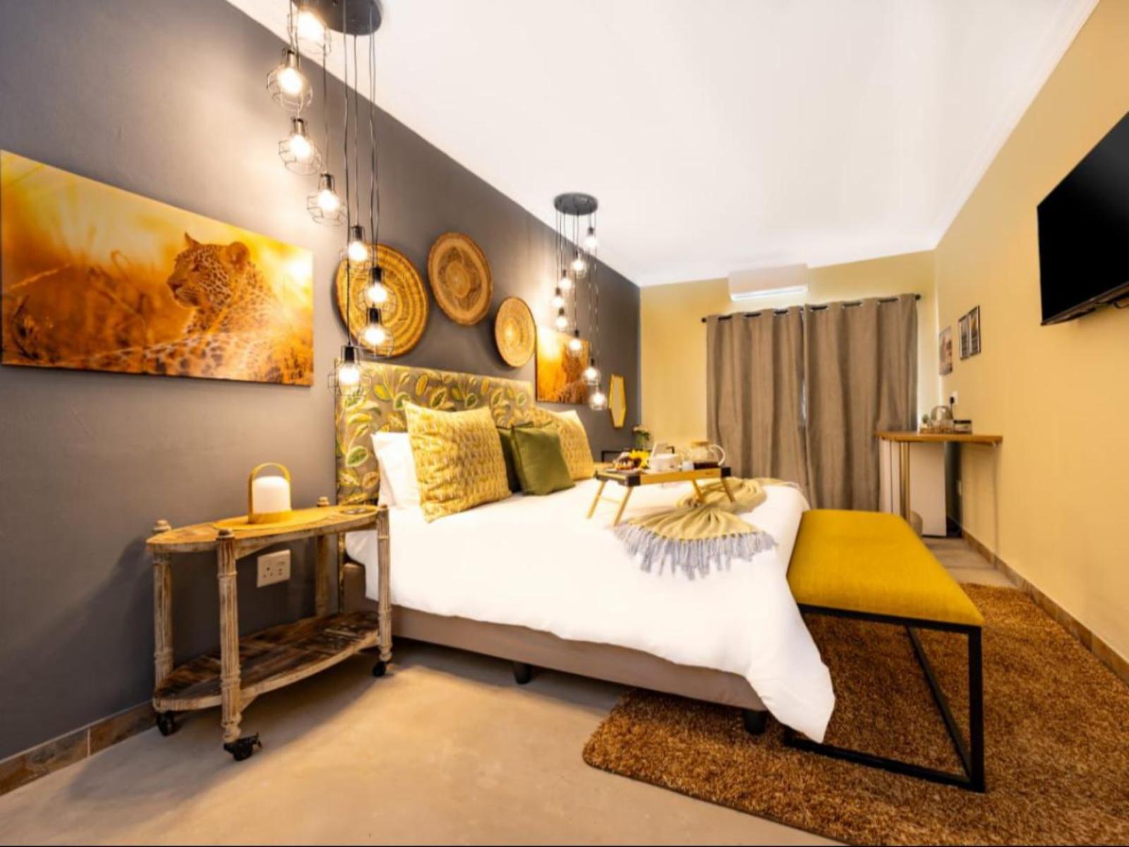 Room 1 — Photo of the whole room