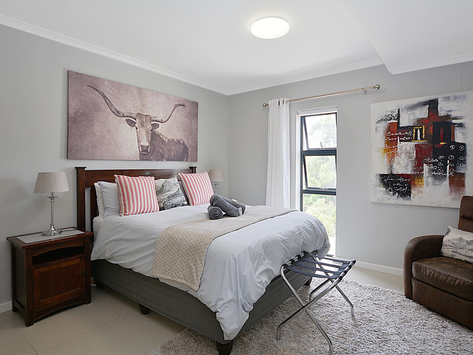 Room 1 — Photo of the whole room