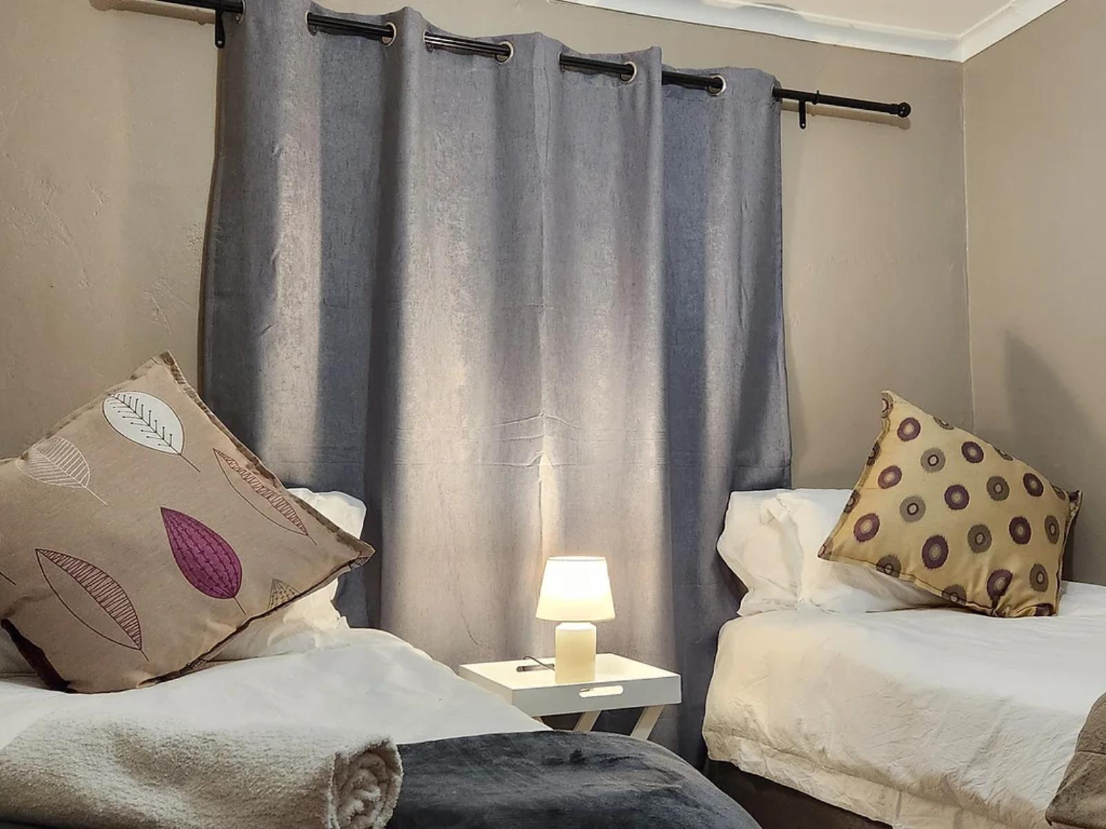 Room 1 — Photo of the whole room