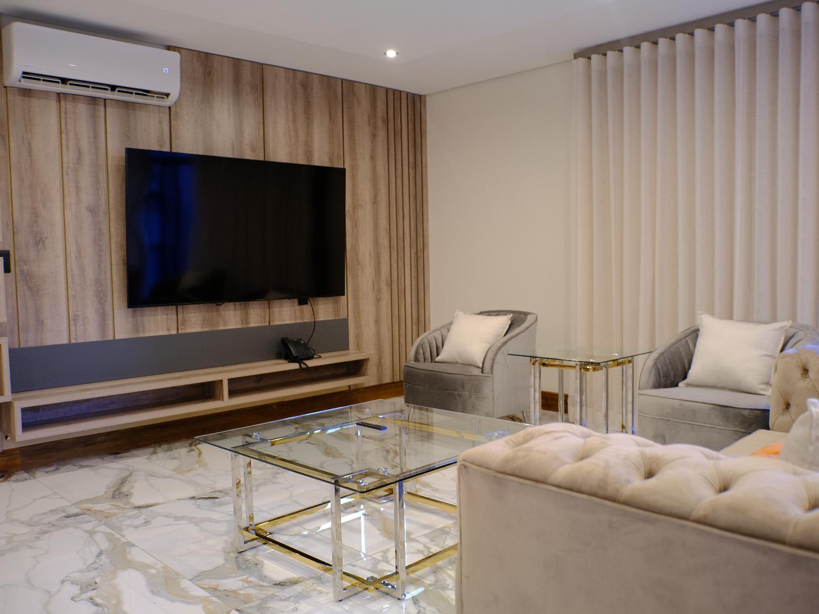 Room 3 — Photo of the whole room