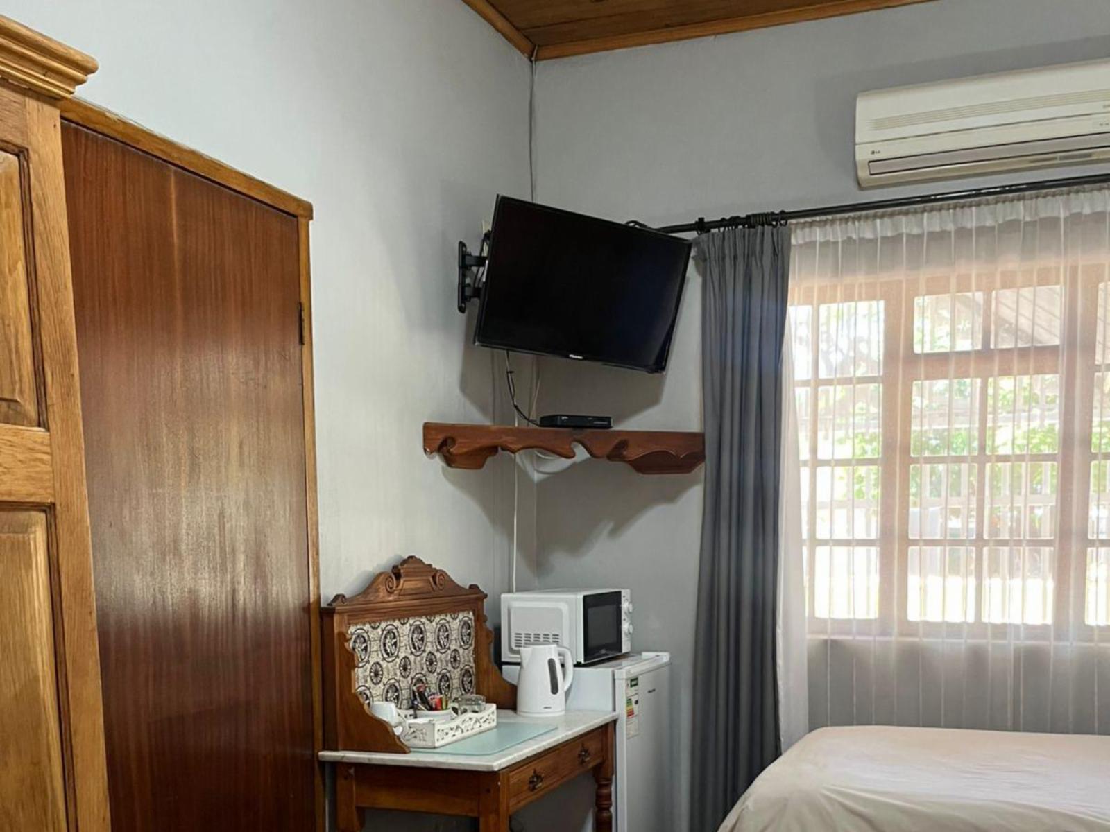 Room 2 — TV and multimedia