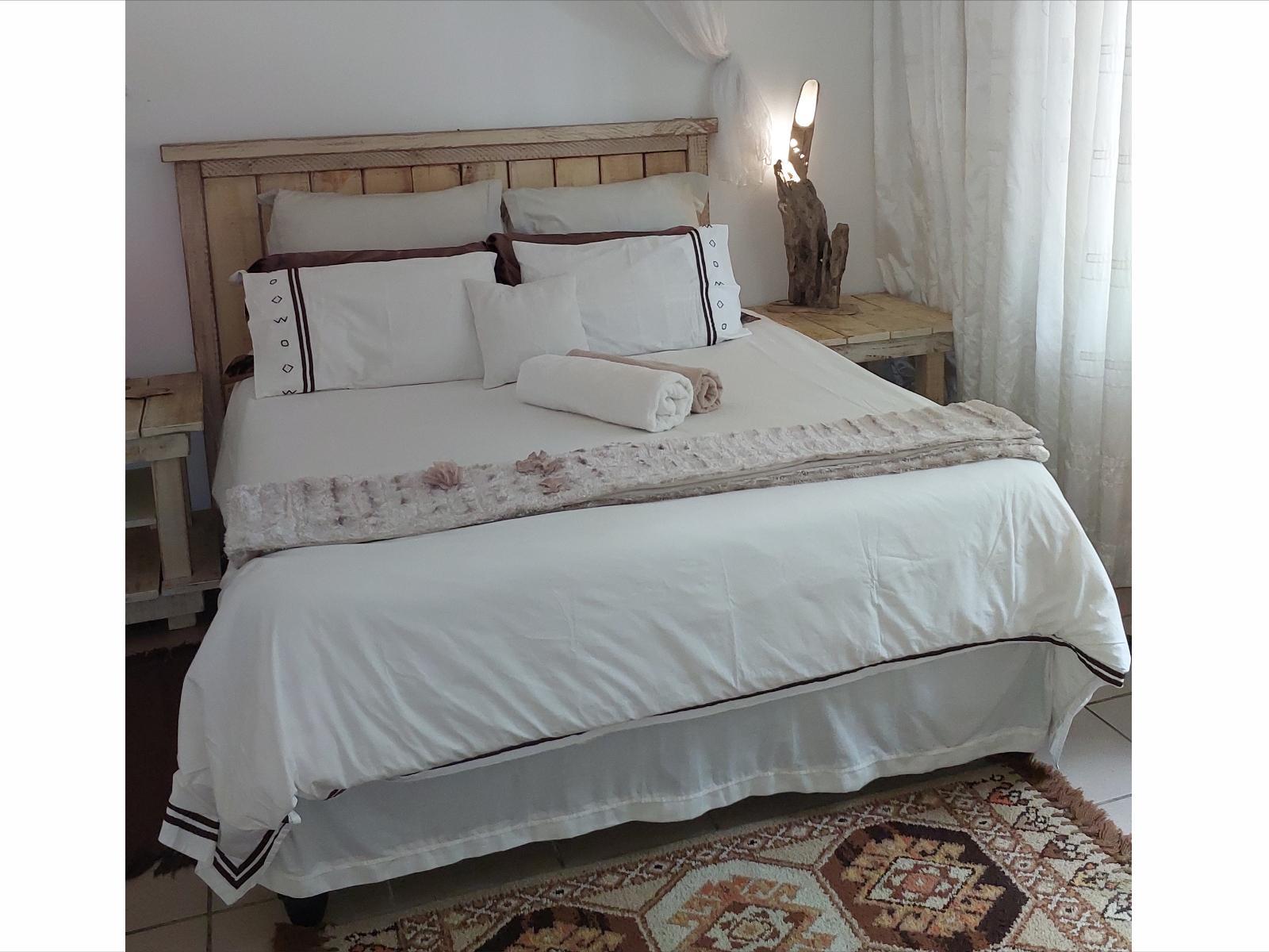 Room 1 — Photo of the whole room