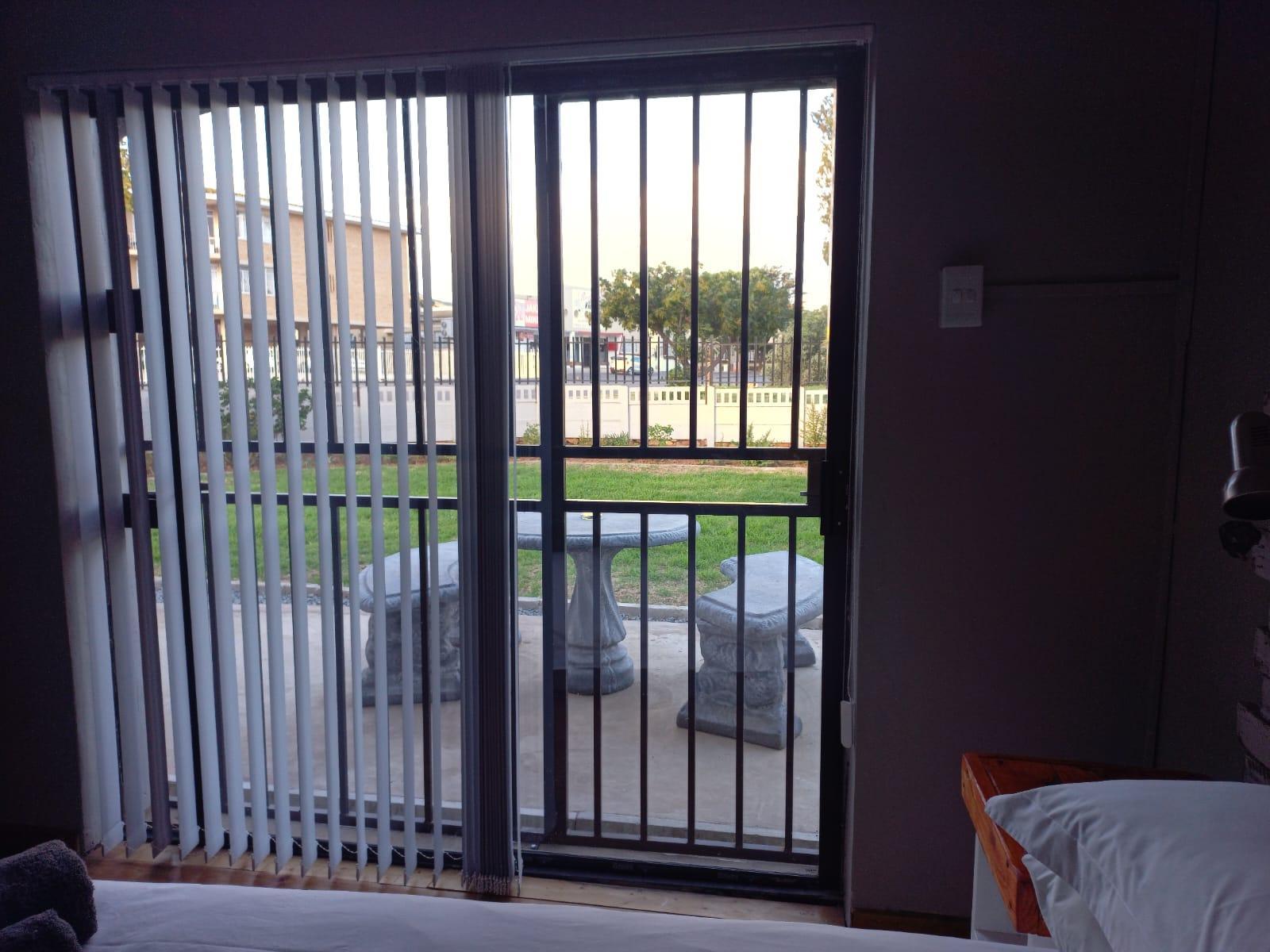 Room 1 — Garden view