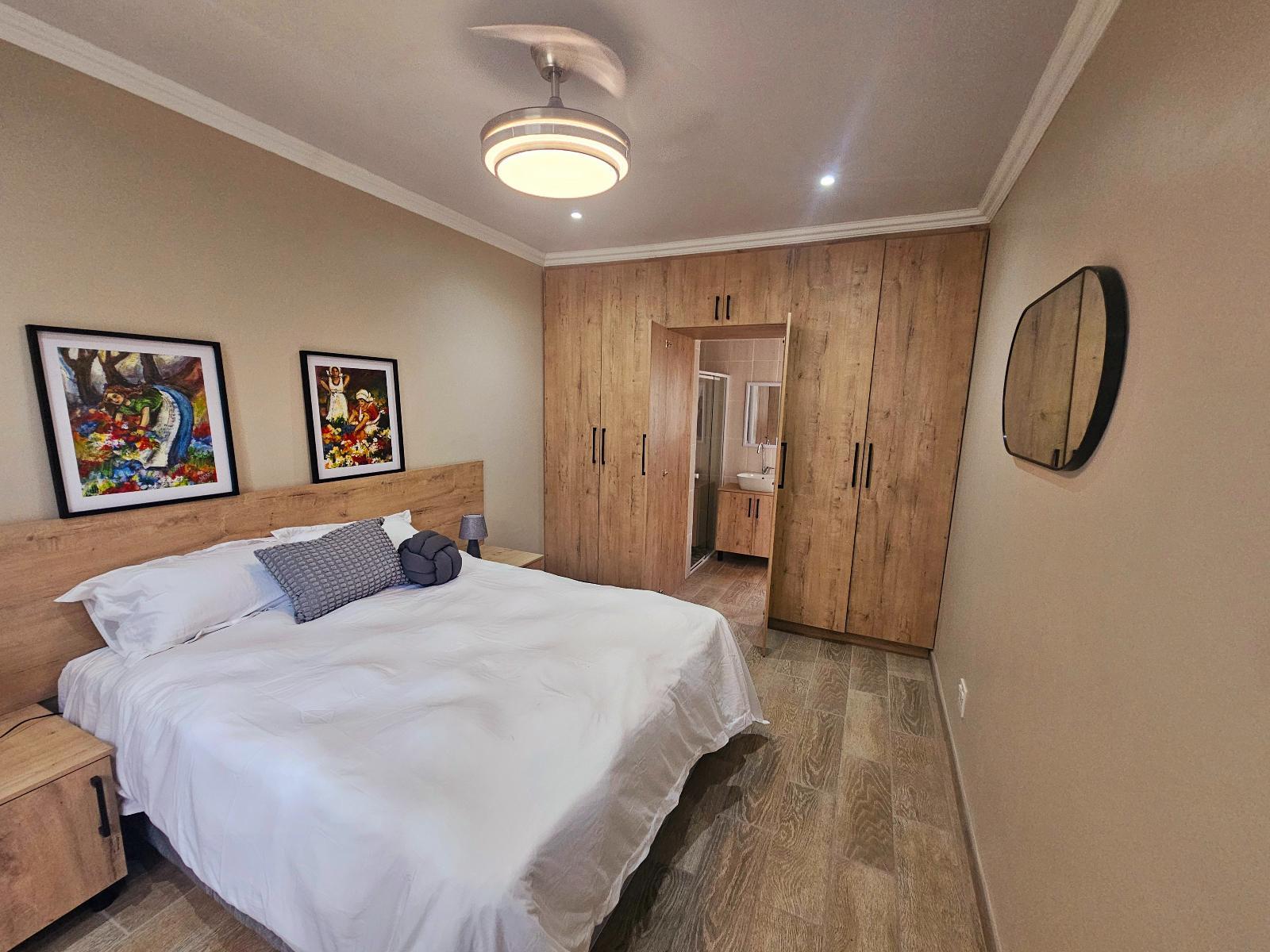 Room 1 — Photo of the whole room