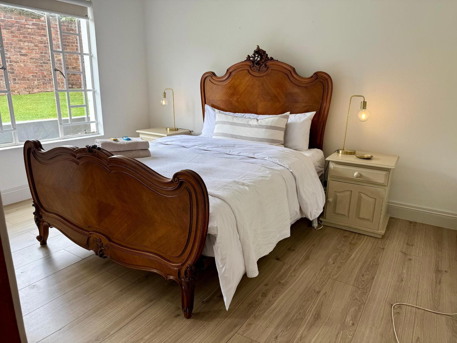 Room 1 — Photo of the whole room