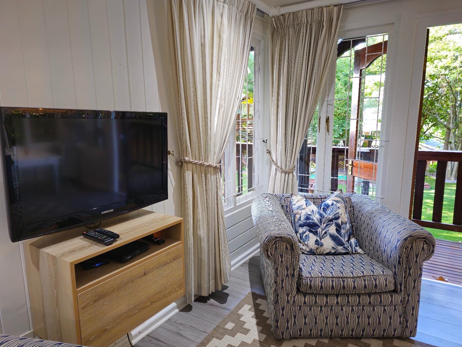 Room 1 — TV and multimedia