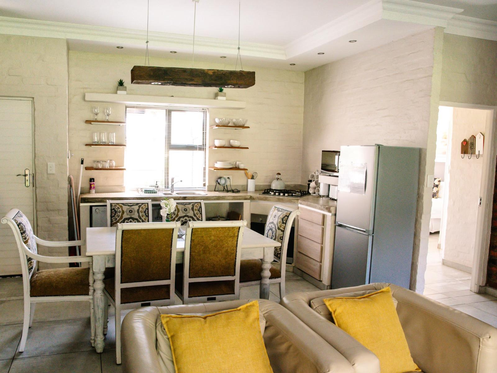 Room 1 — Kitchenette