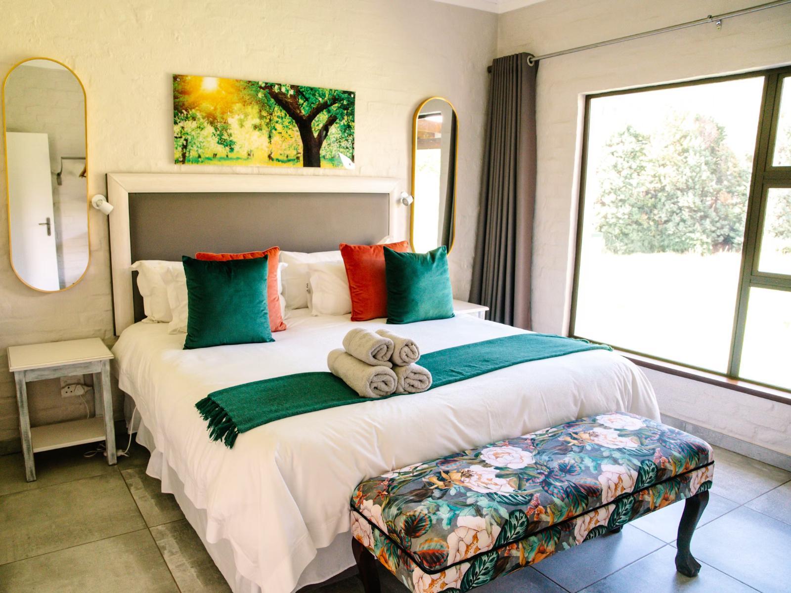 Room 1 — Photo of the whole room