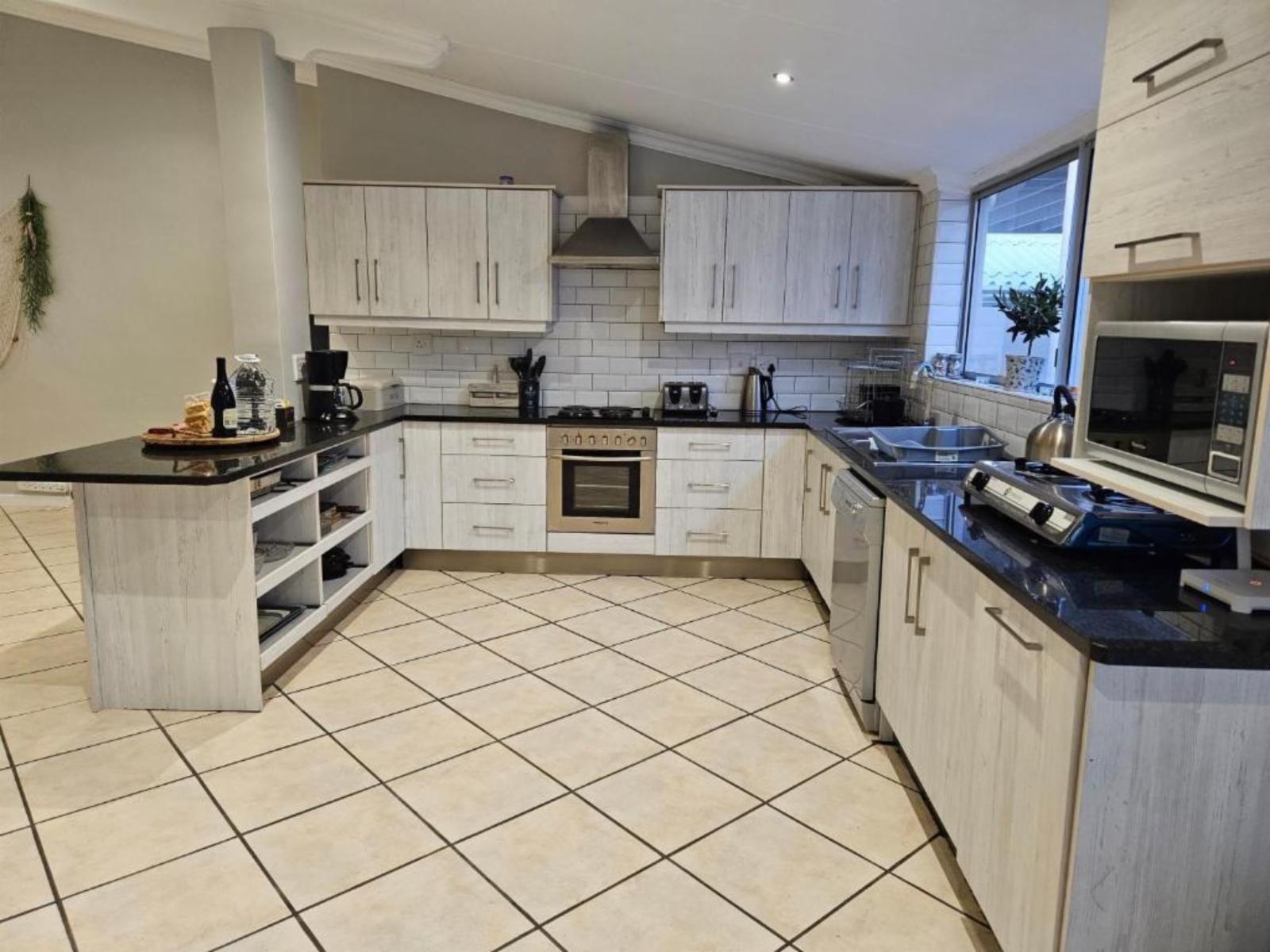 Room 1 — Kitchenette