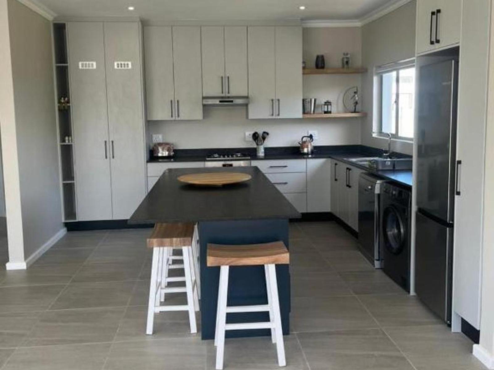 Room 1 — Kitchenette
