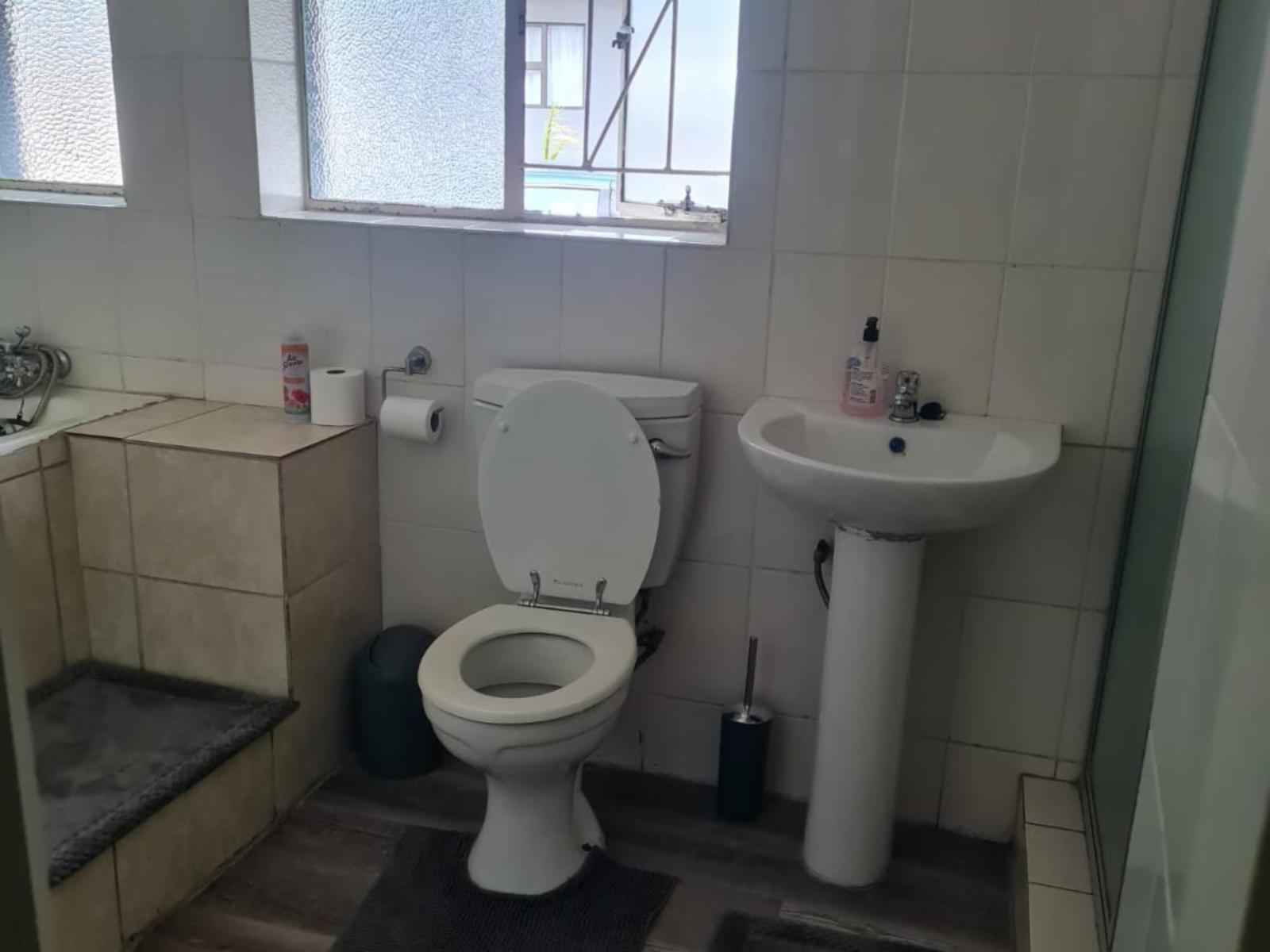Room 4 — Toilet