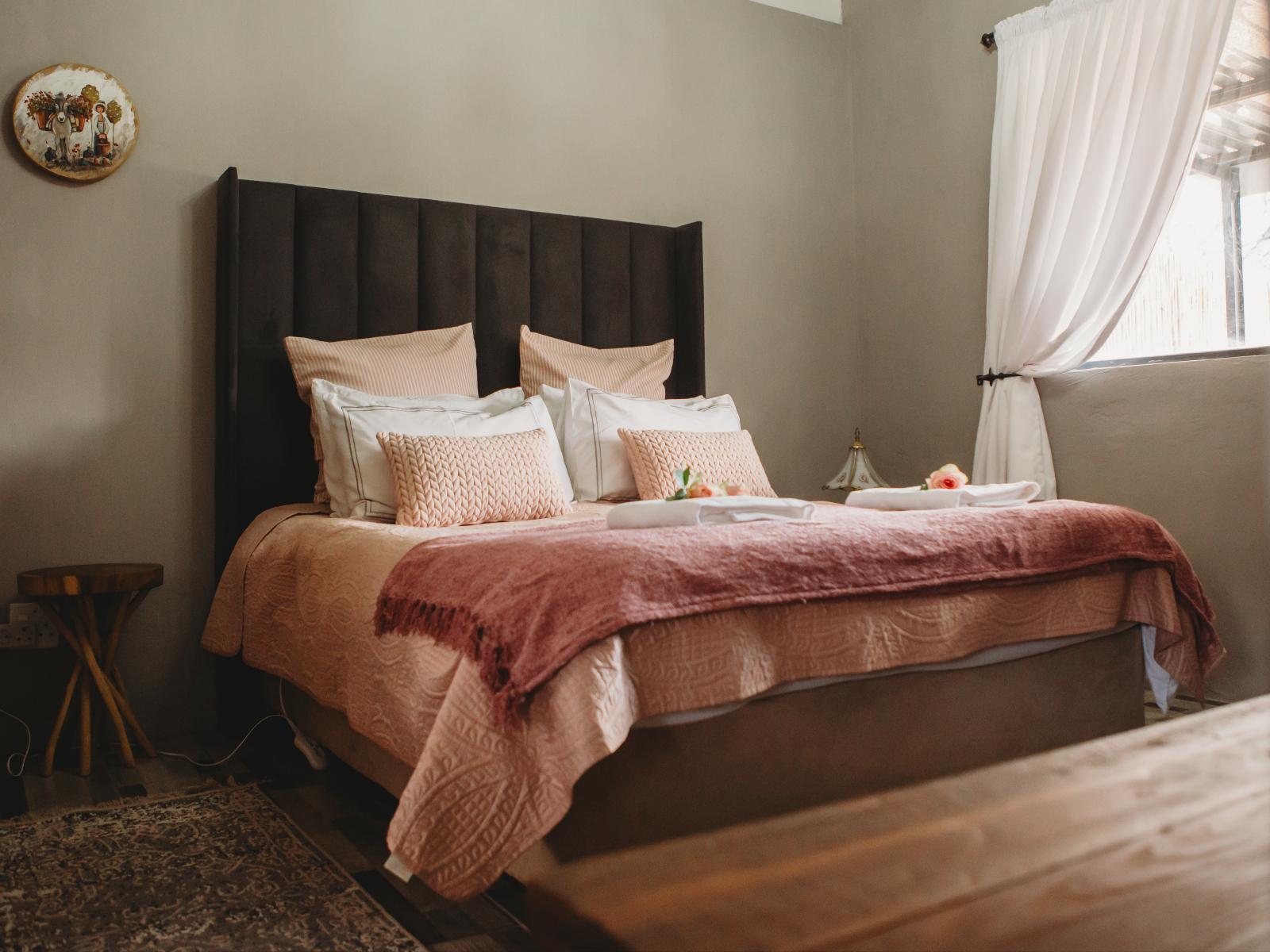 Room 1 — Photo of the whole room