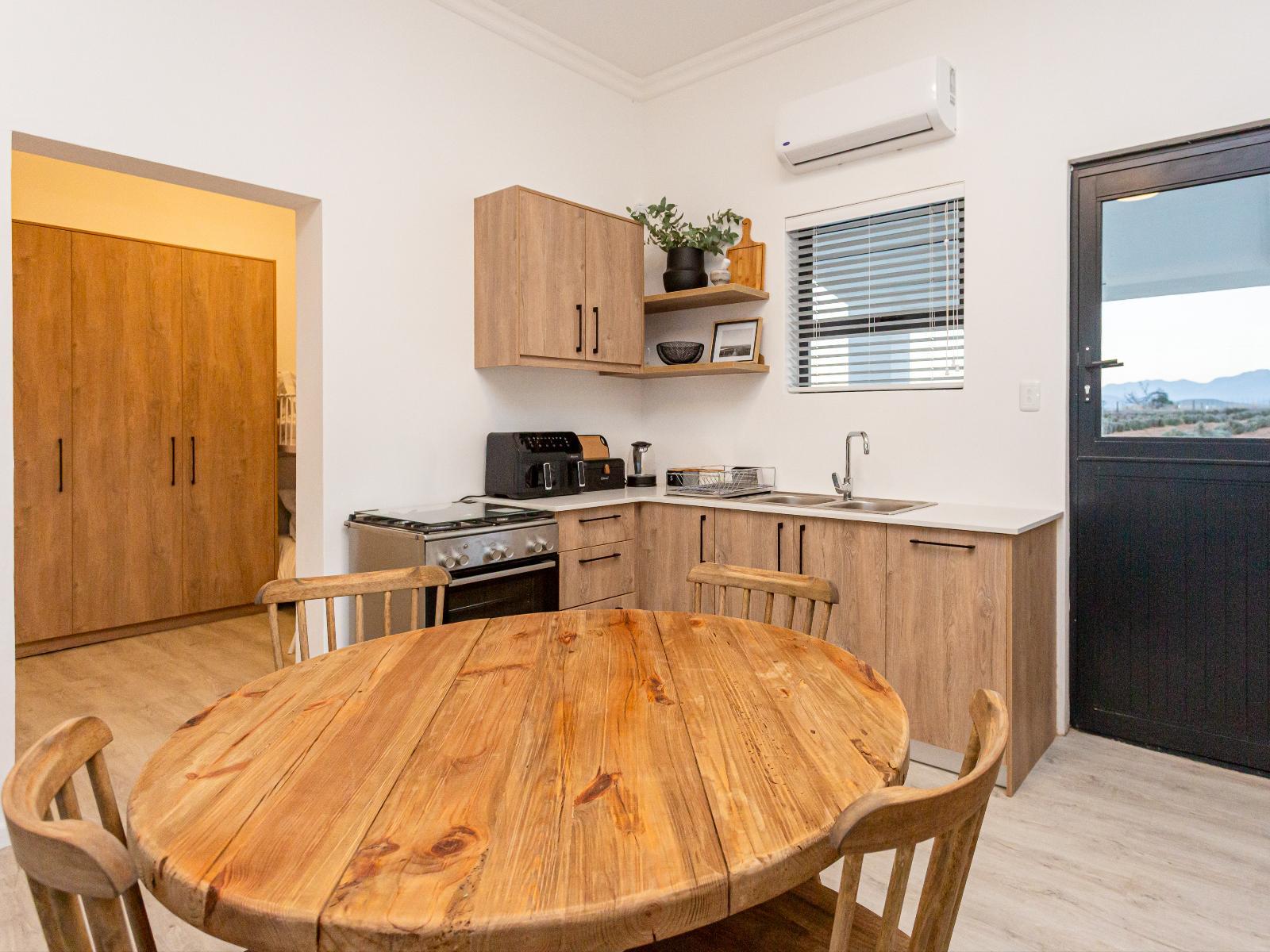 Room 1 — Kitchenette