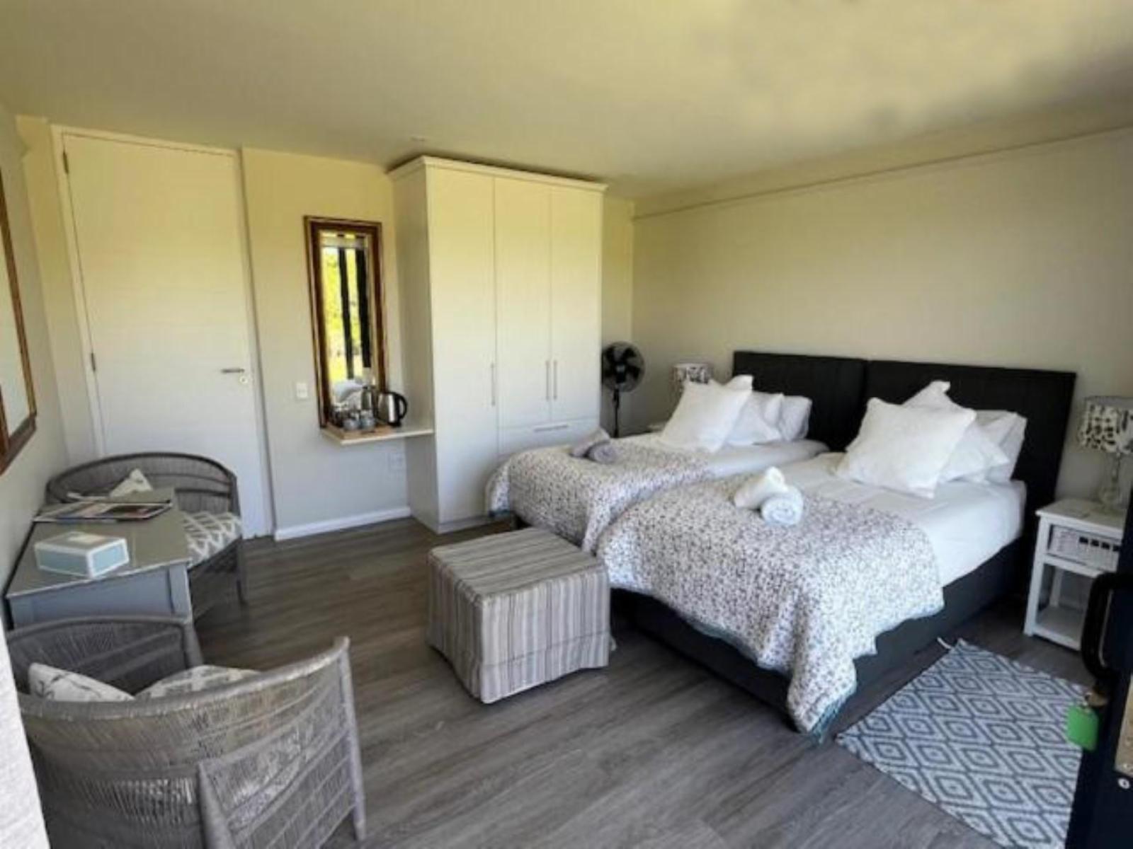 Room 1 — Photo of the whole room