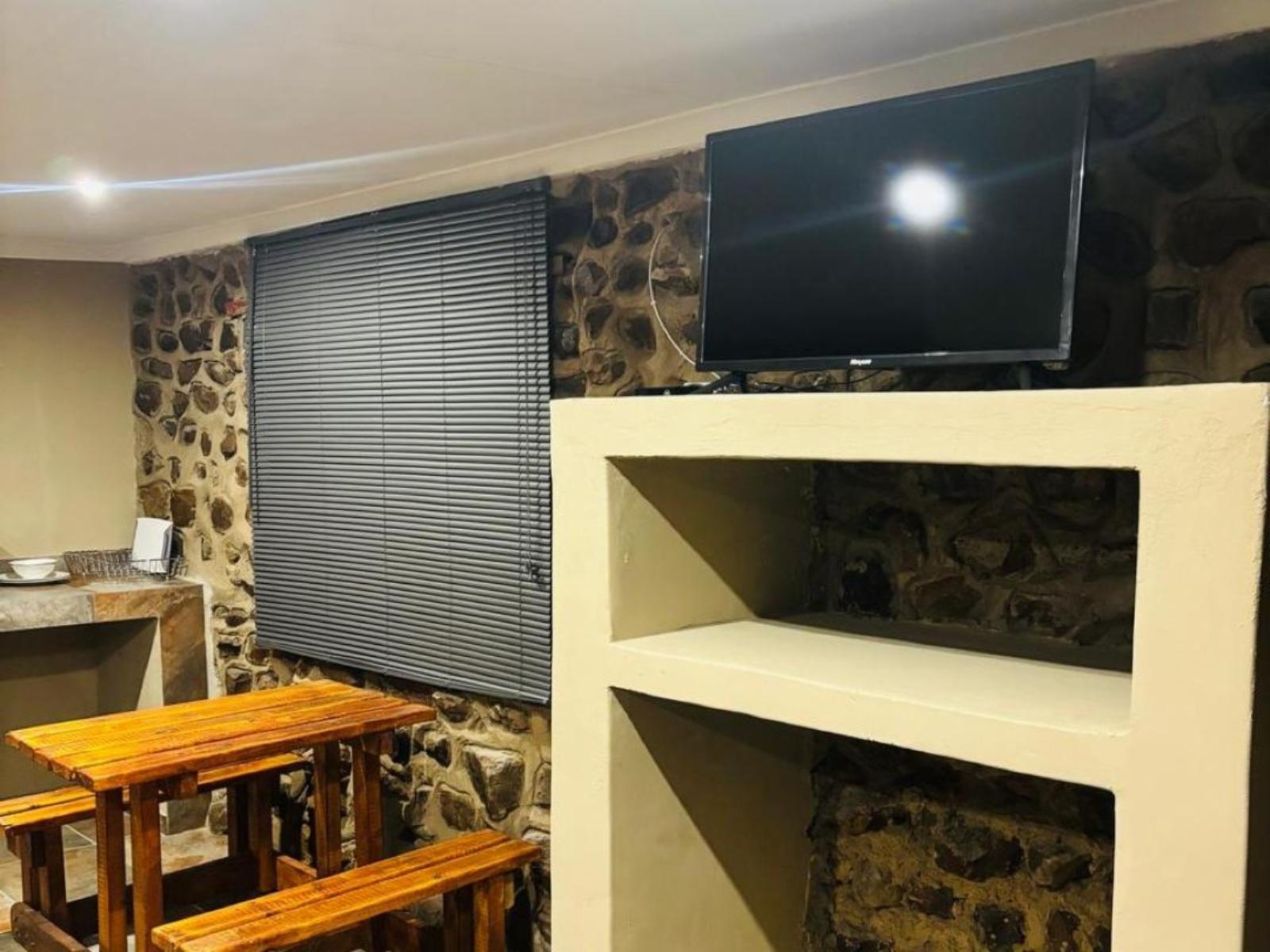 Room 1 — Photo of the whole room
