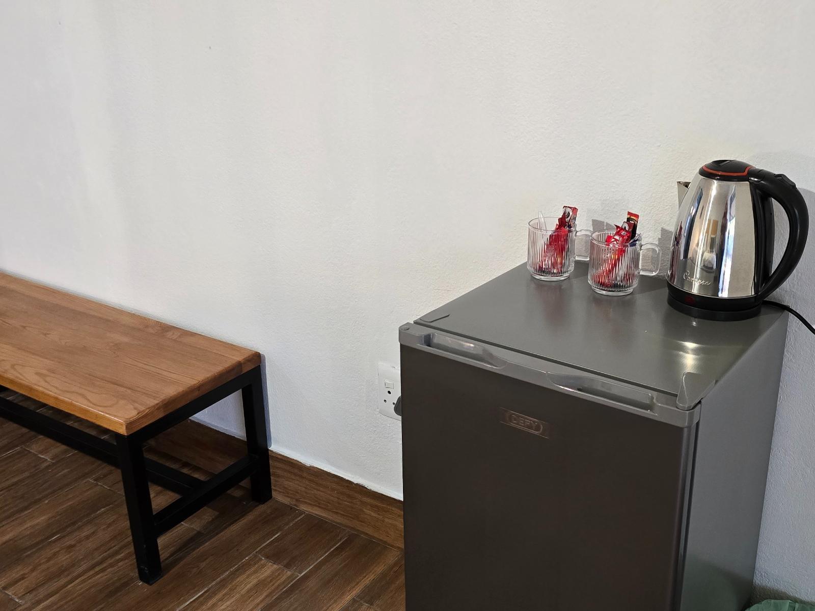 Room 1 — Coffee/tea facilities