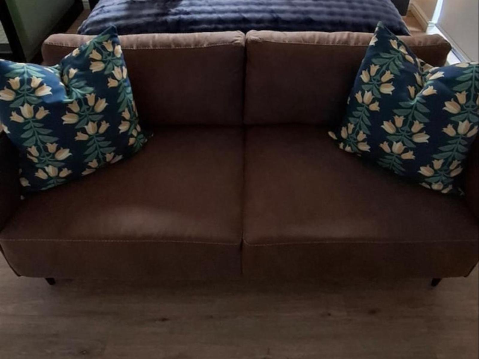 Room 1 — Seating area