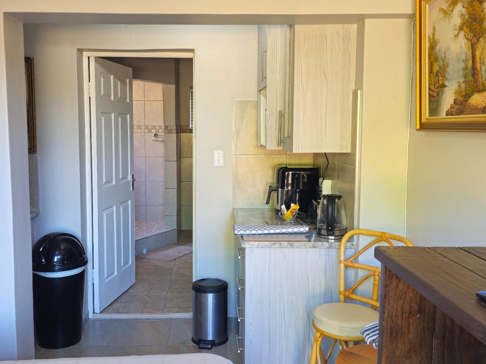 Room 1 — Photo of the whole room