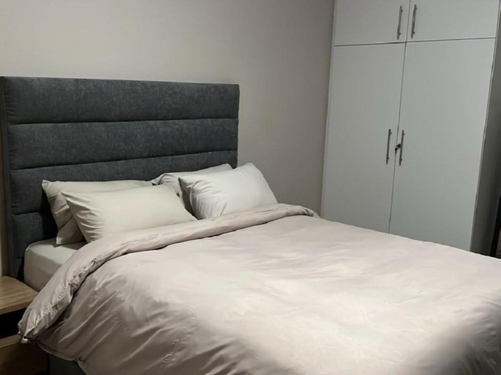 Room 1 — Photo of the whole room