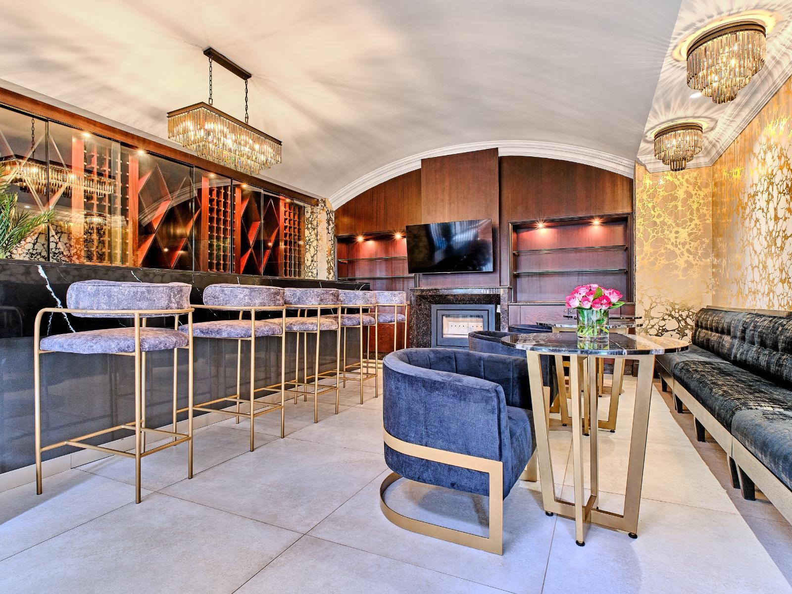 Lounge or bar