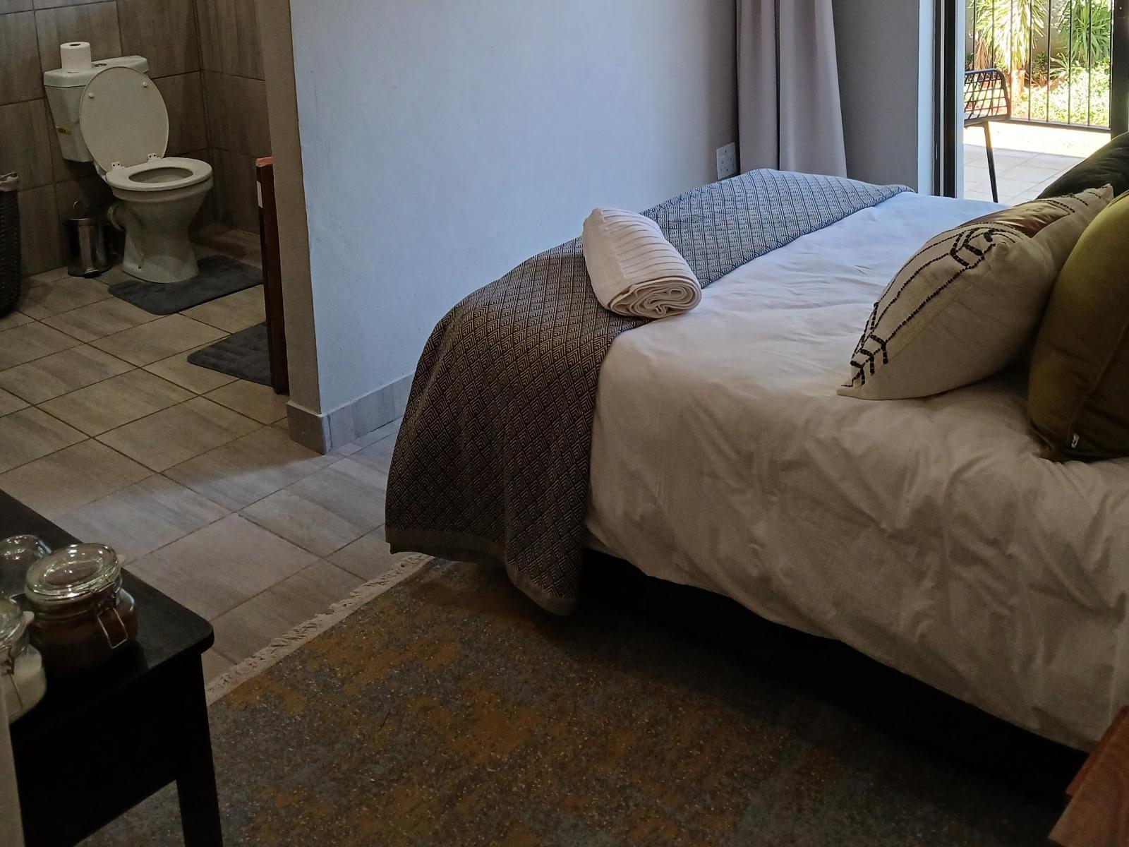 Room 1 — Photo of the whole room