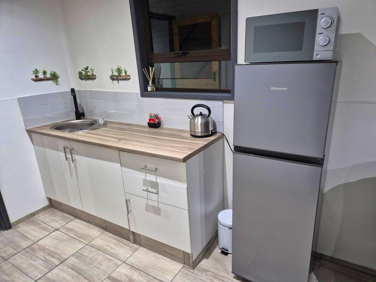 Room 1 — Kitchenette