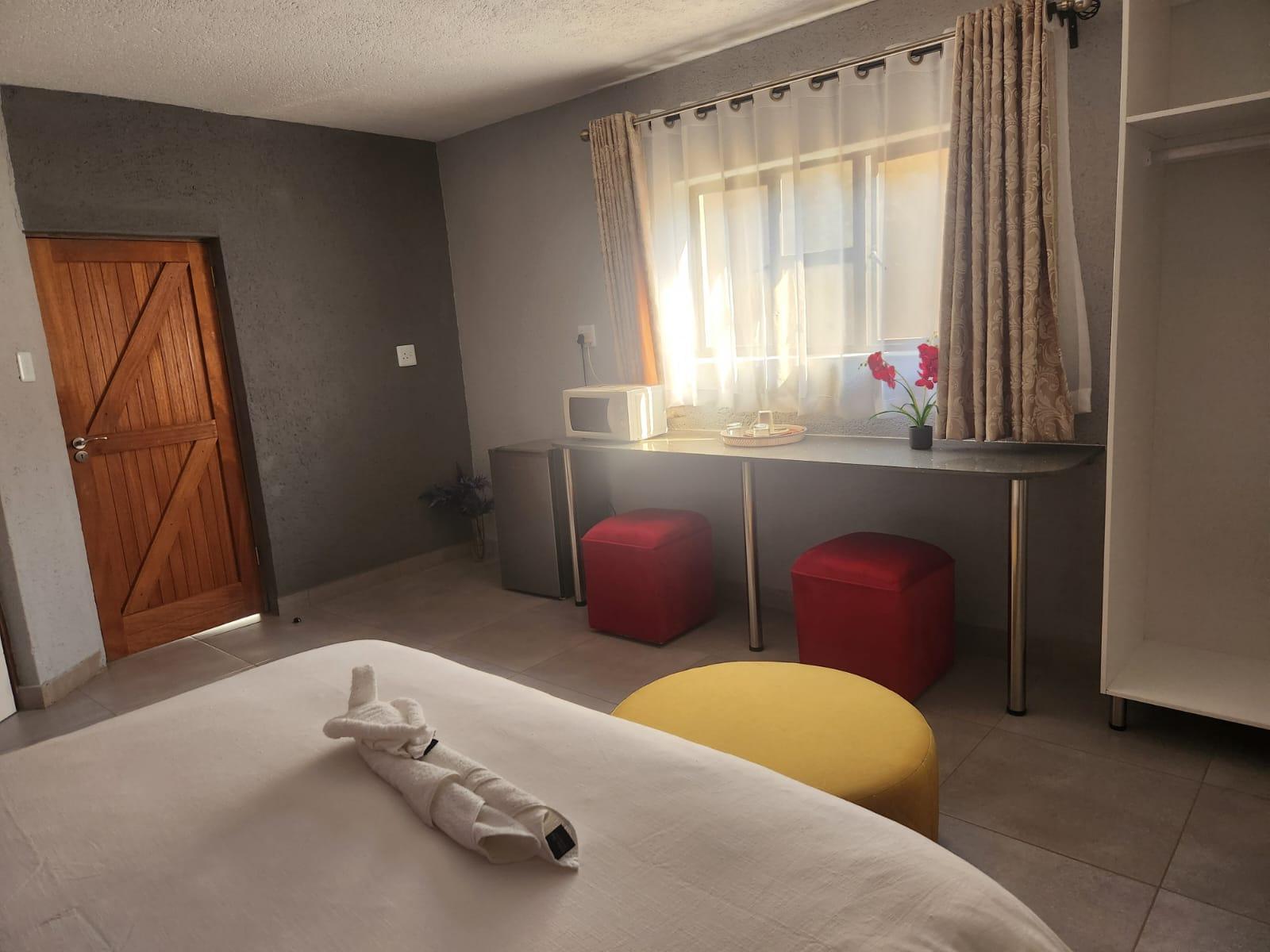 Room 2 — Photo of the whole room