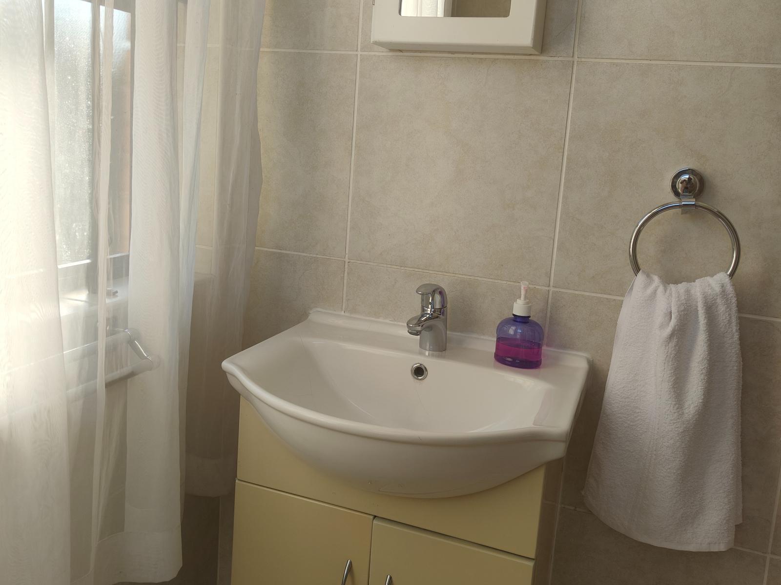 Room 4 — Bathroom