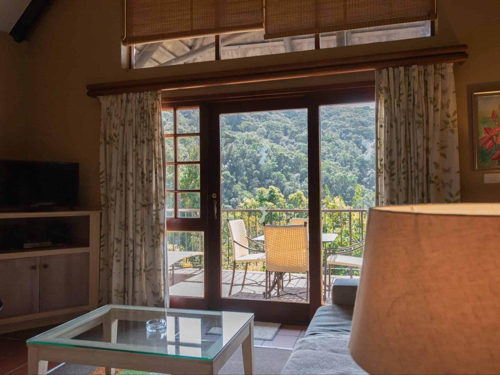 Room 1 — Photo of the whole room