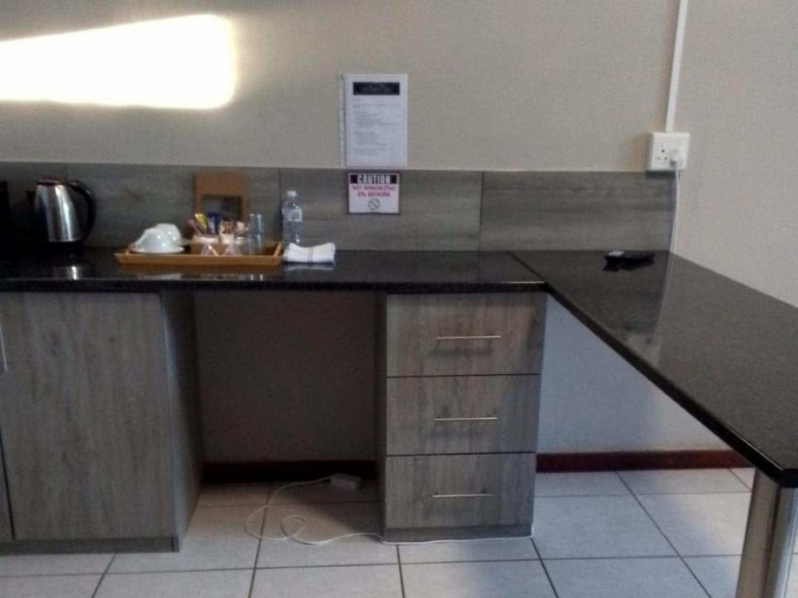 Room 1 — Kitchenette