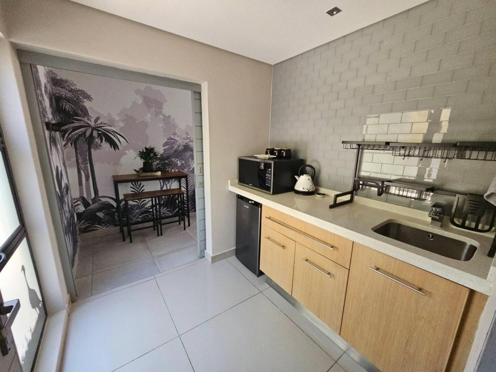 Room 1 — Kitchenette