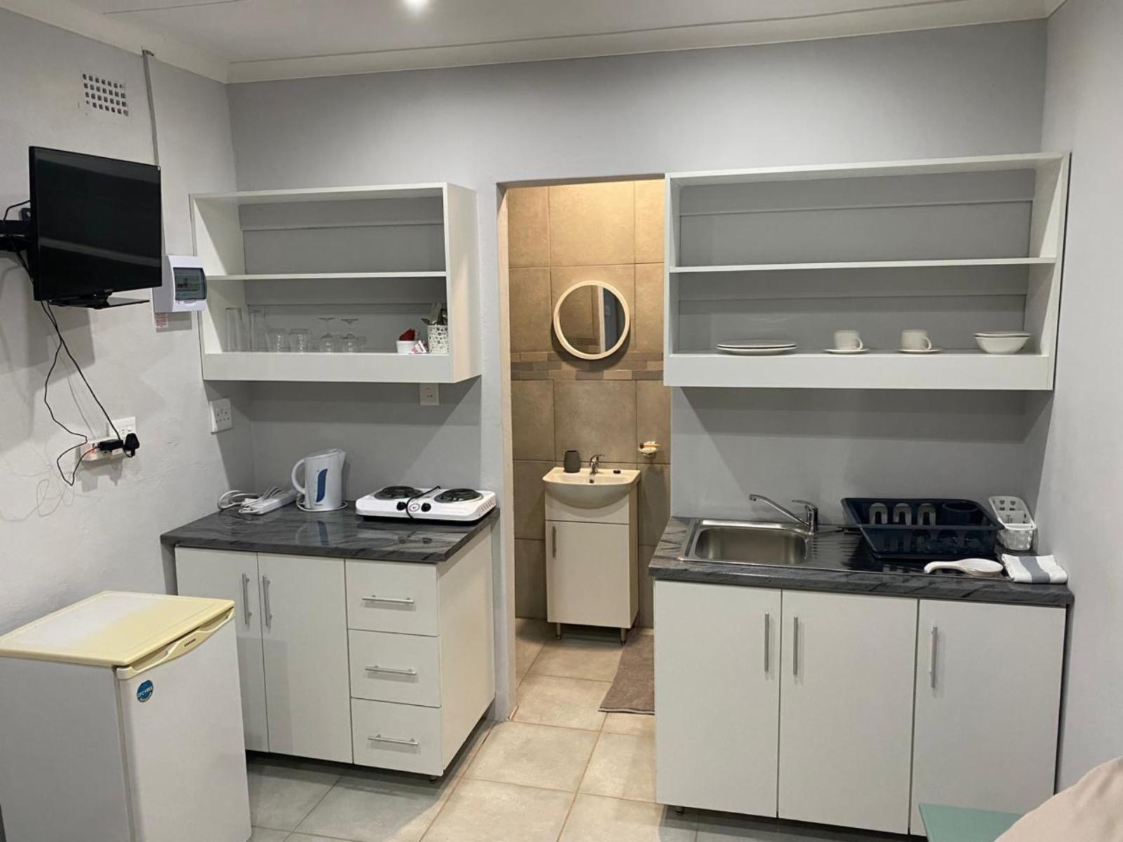 Room 6 — Kitchenette