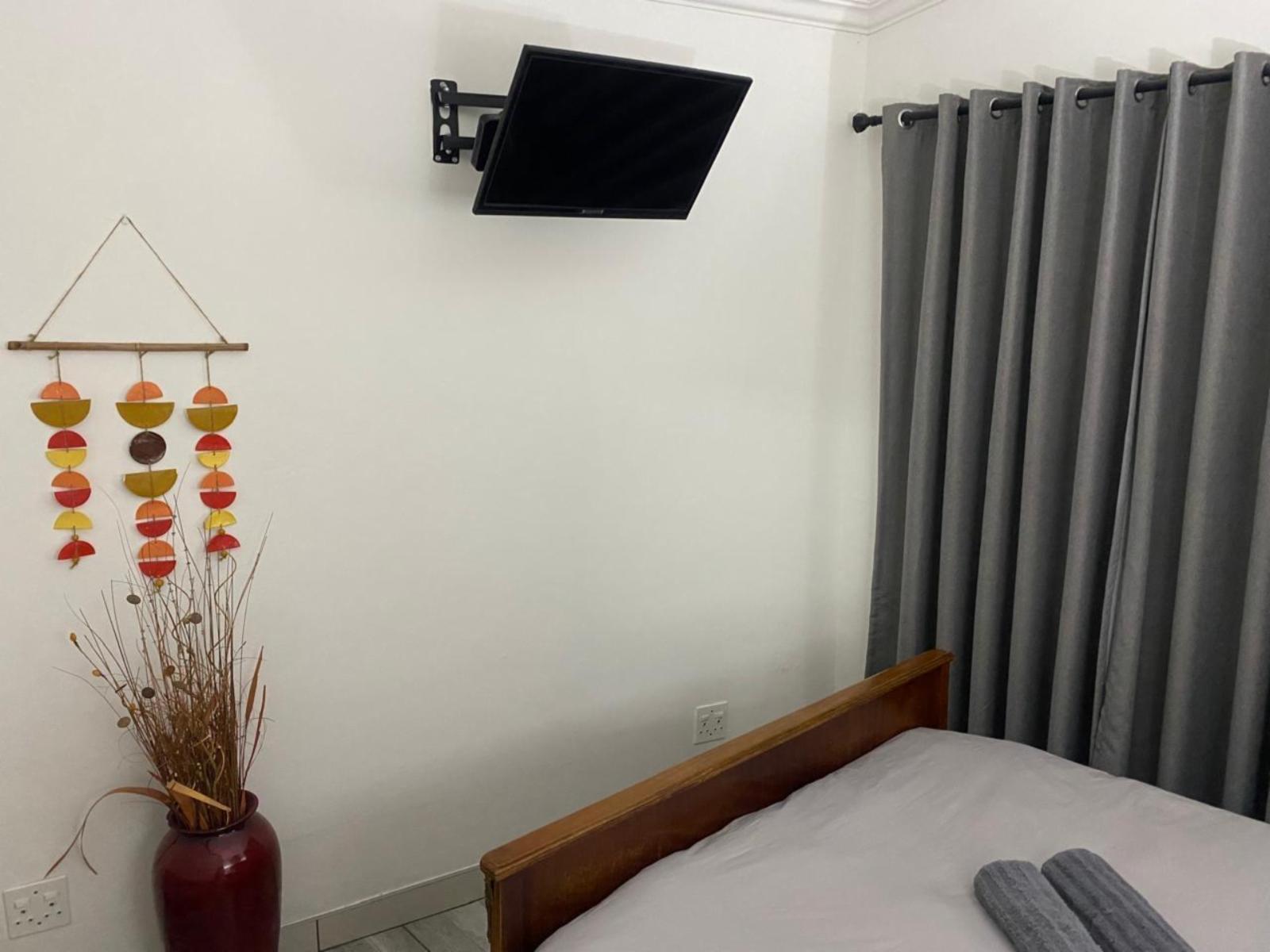 Room 4 — TV and multimedia