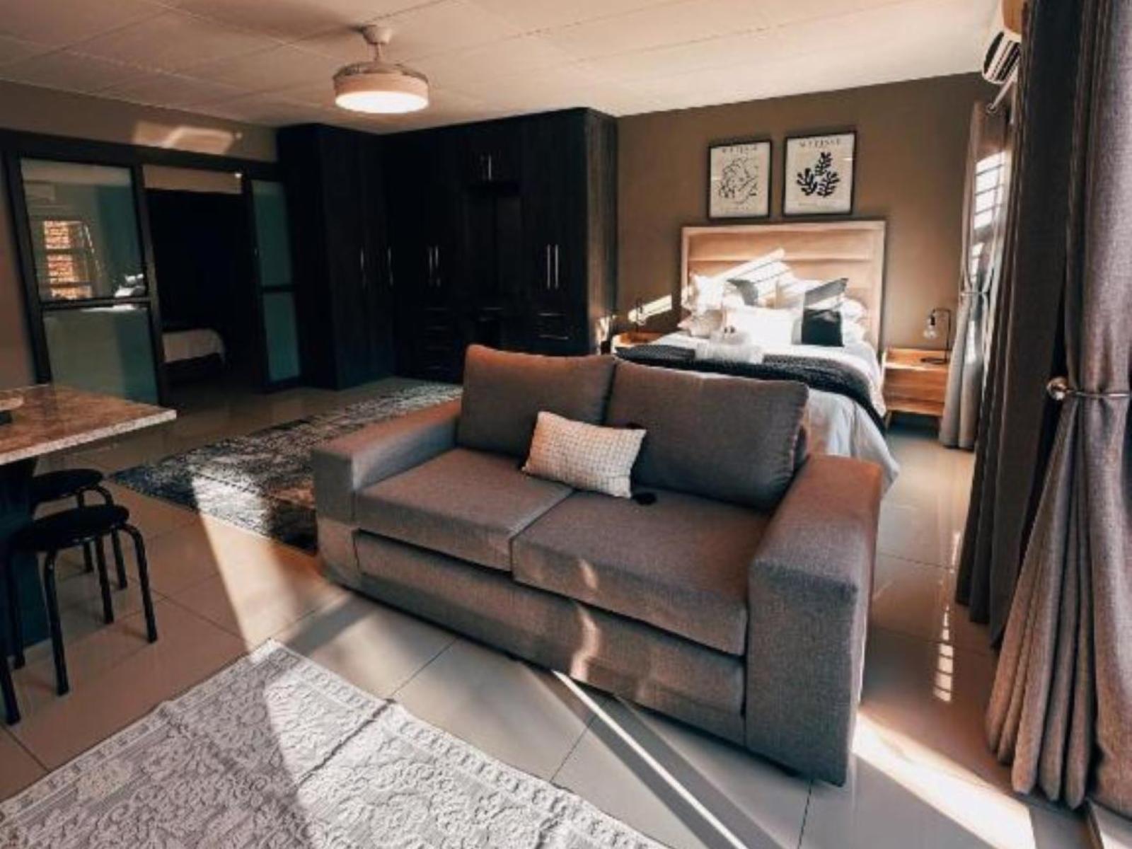 Room 1 — Photo of the whole room