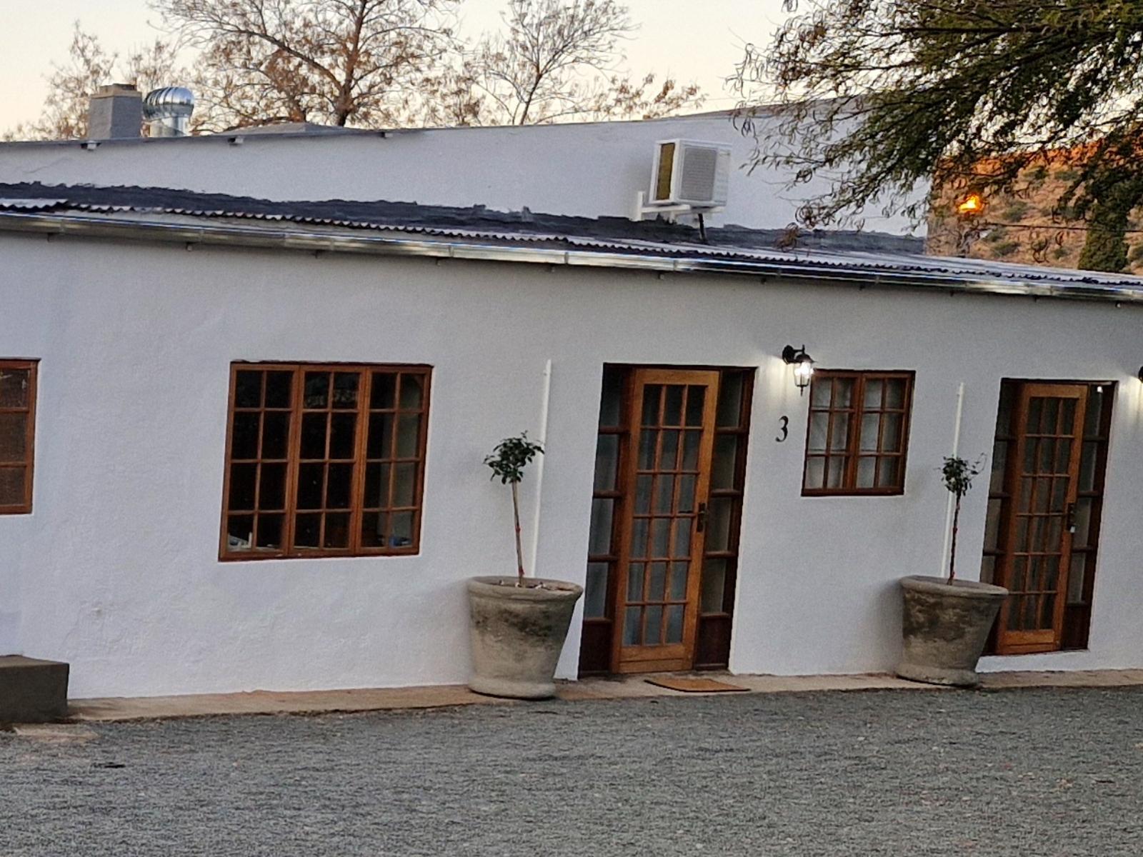 Room 6 — Facade or entrance