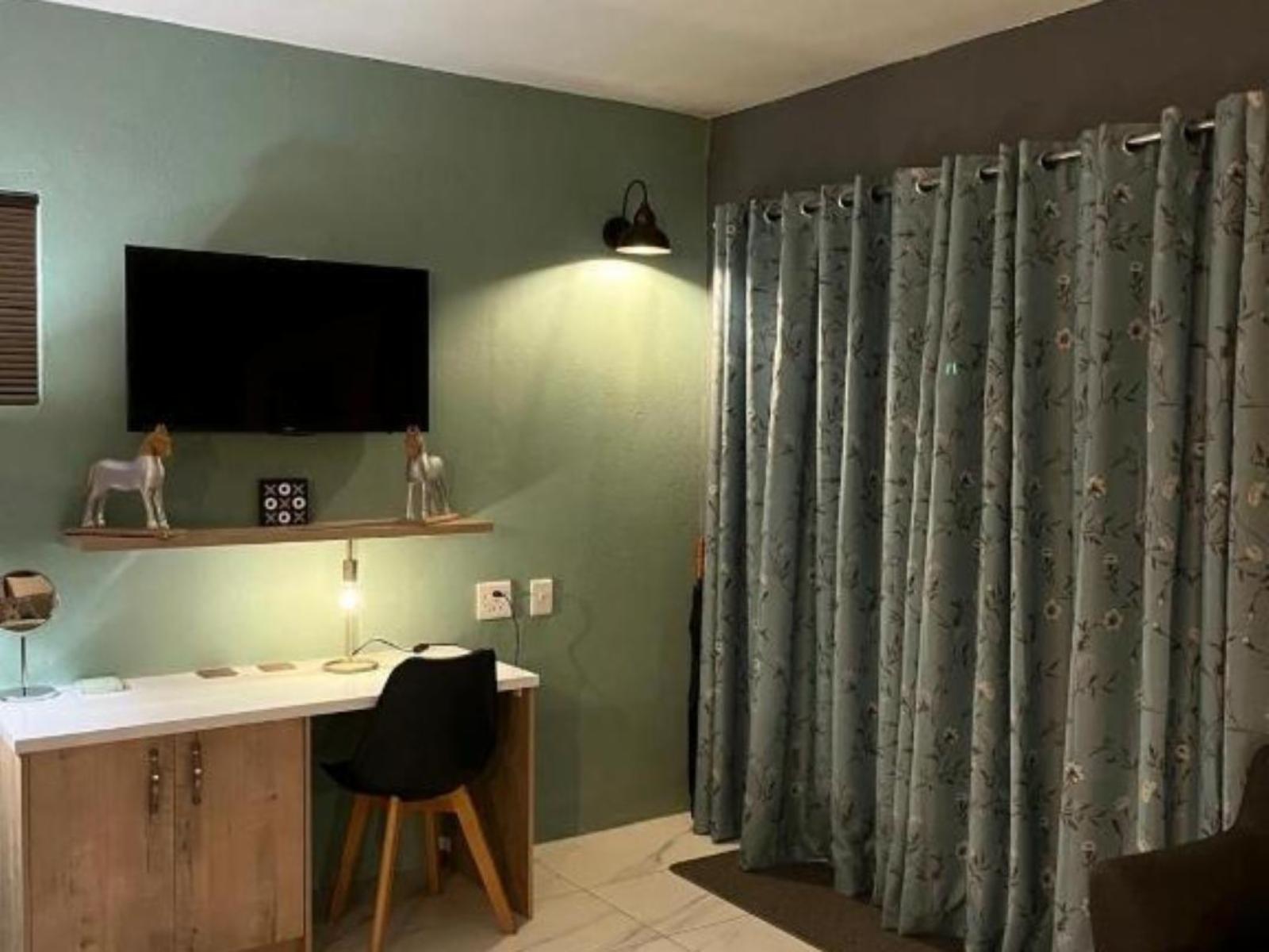 Room 1 — TV and multimedia
