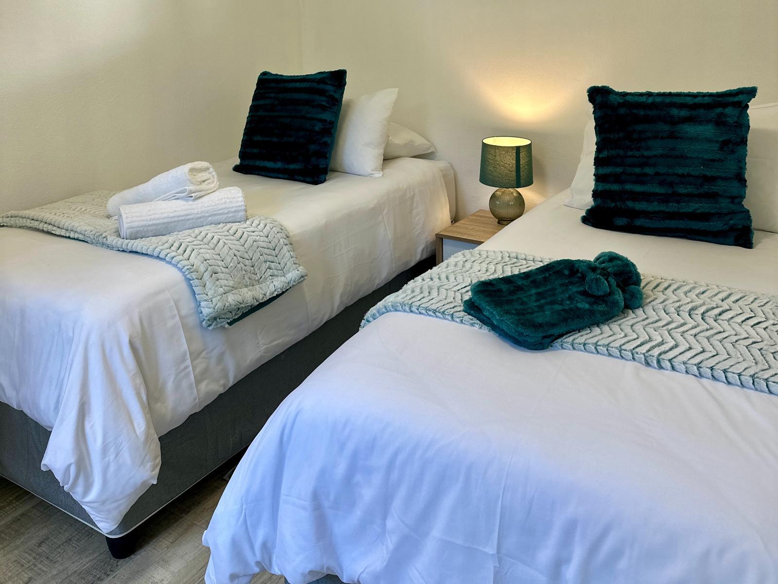 Room 1 — Photo of the whole room