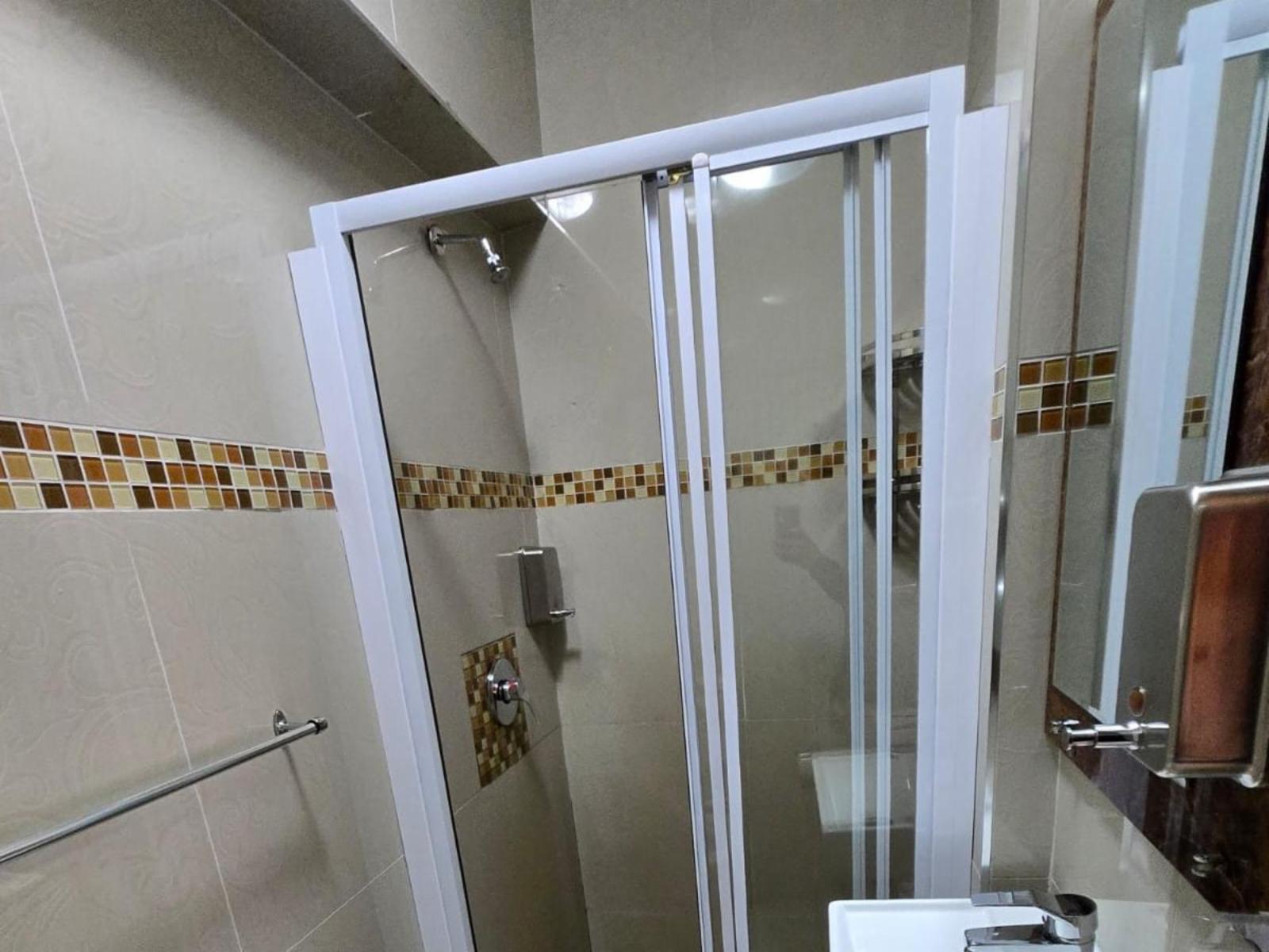 Room 4 — Shower