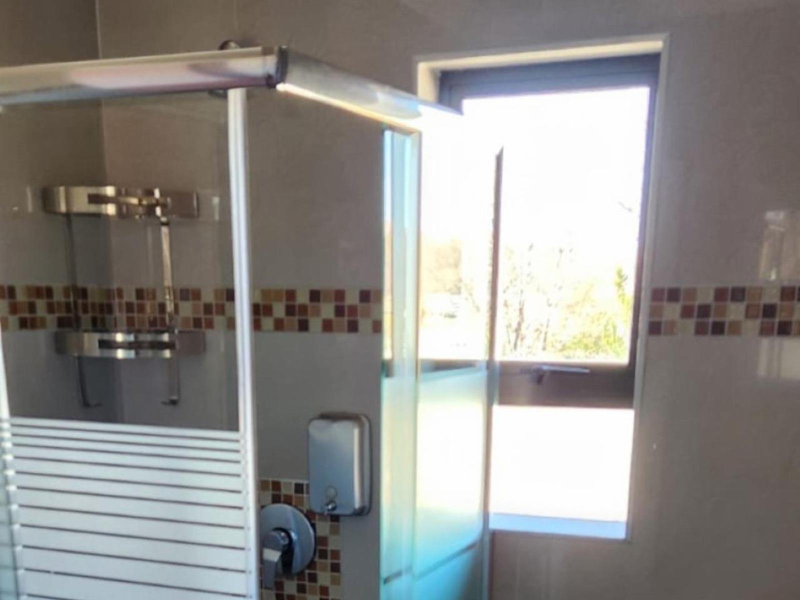 Room 7 — Shower